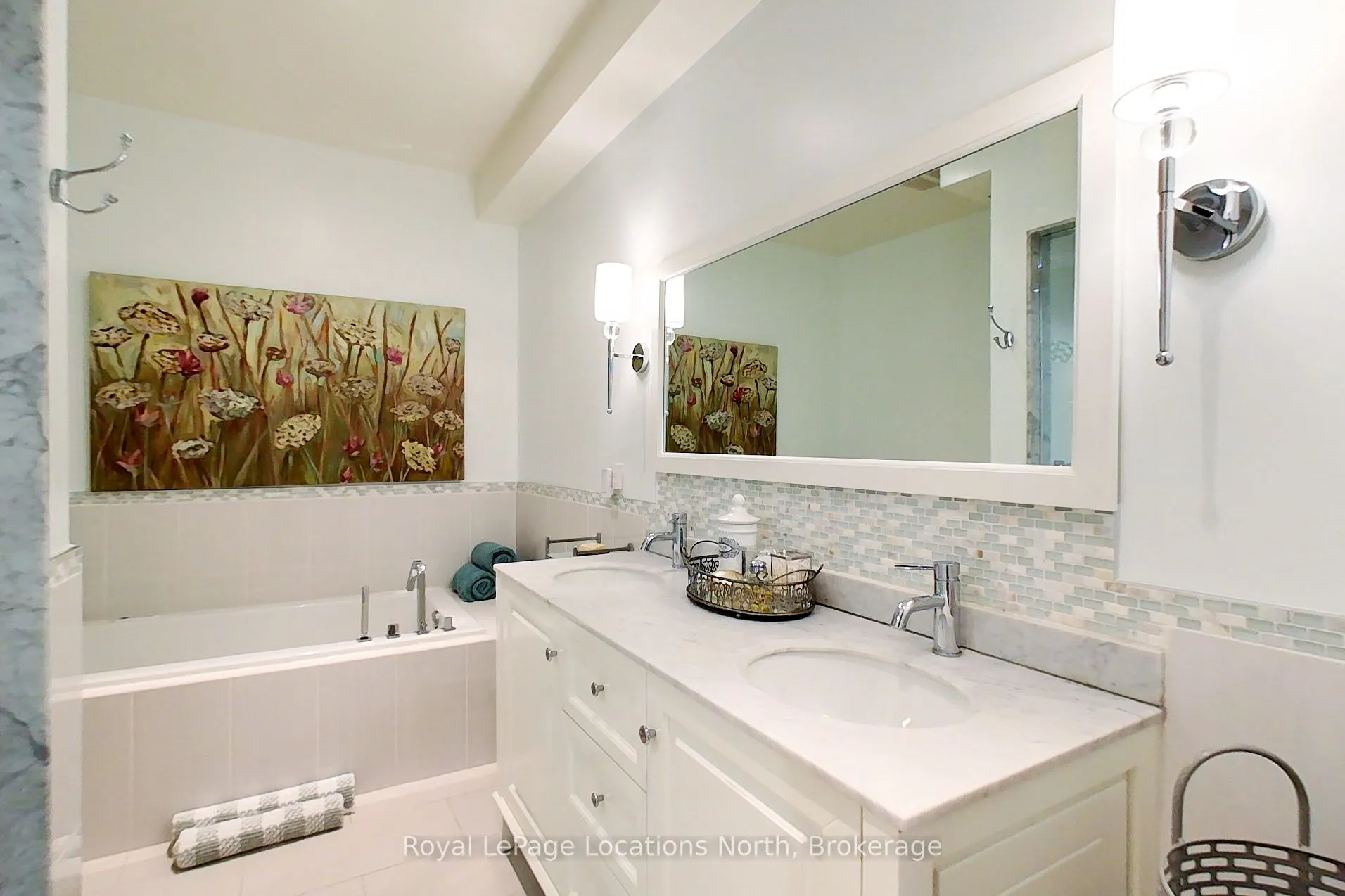 40 Trott Boulevard, #104