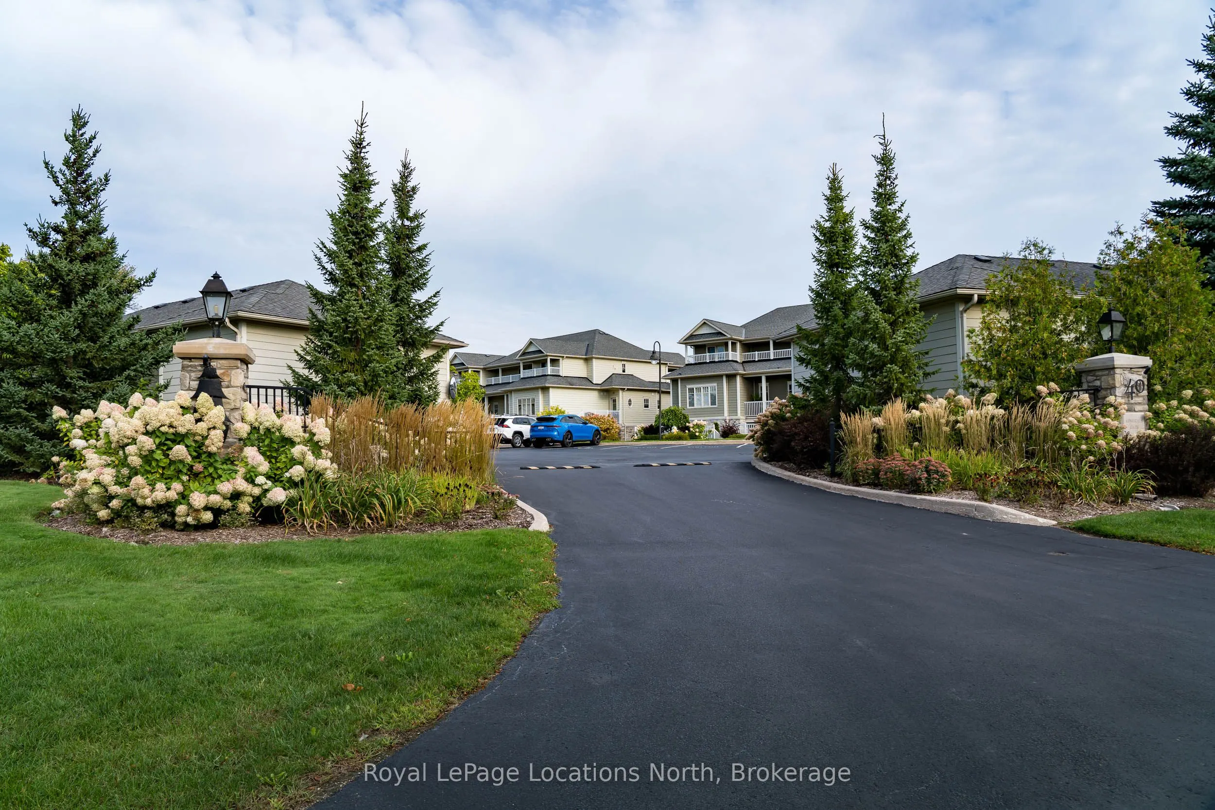 40 Trott Boulevard, #104