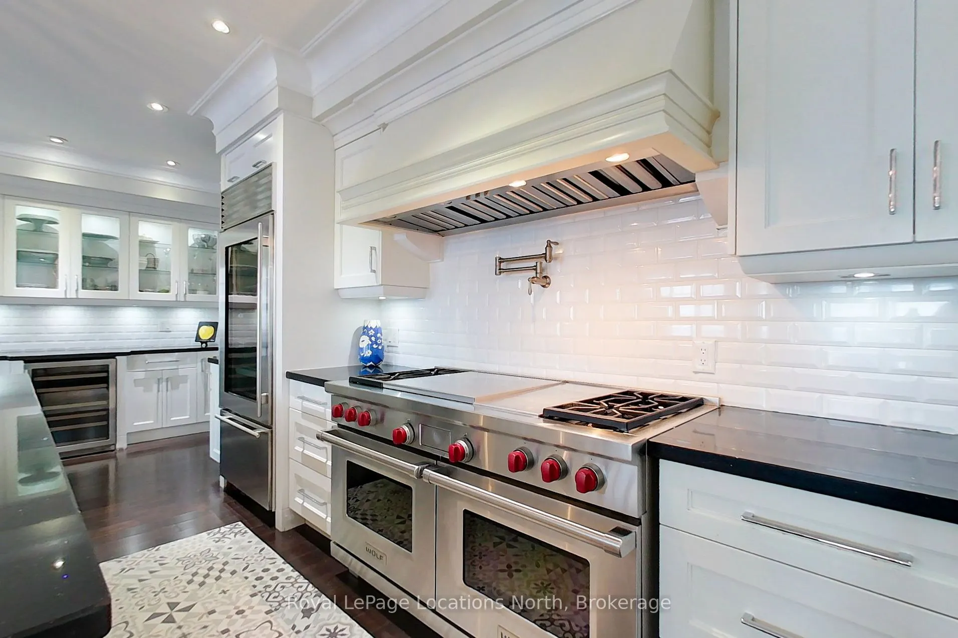 40 Trott Boulevard, #104