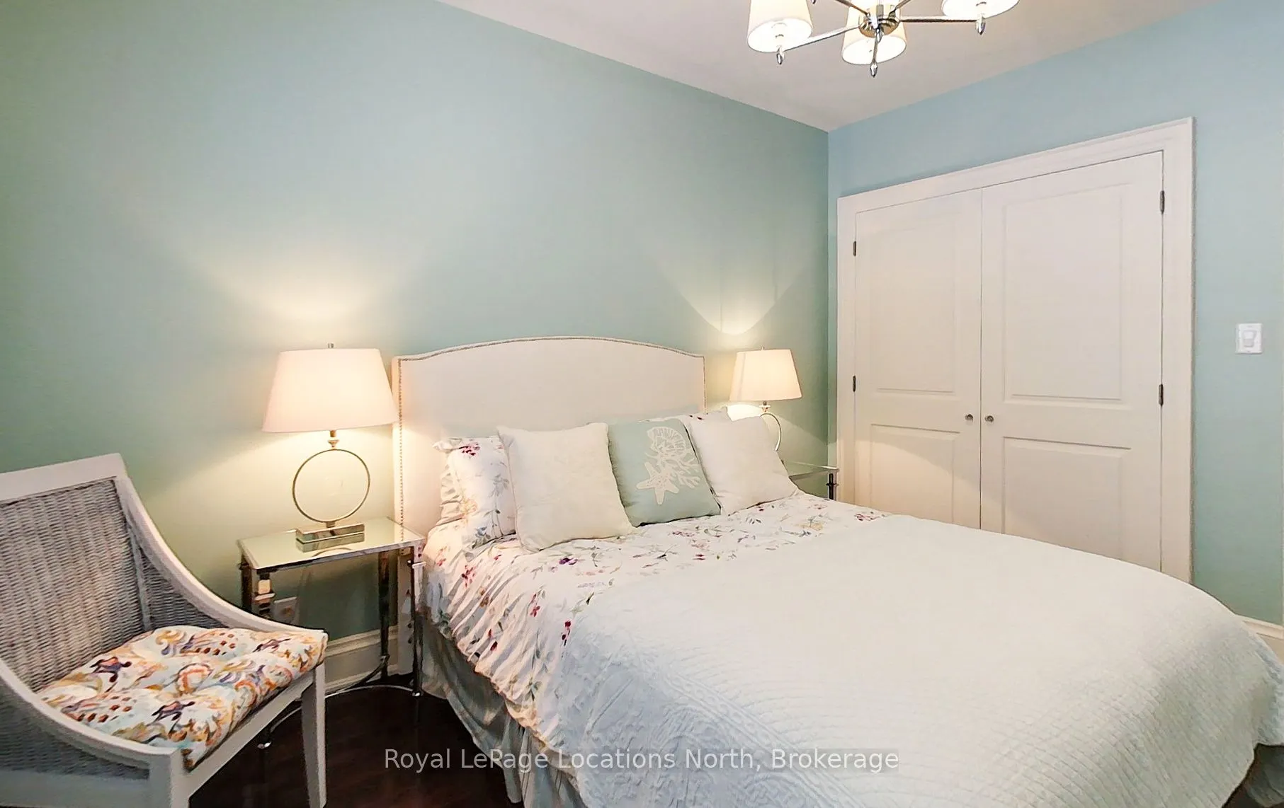 40 Trott Boulevard, #104