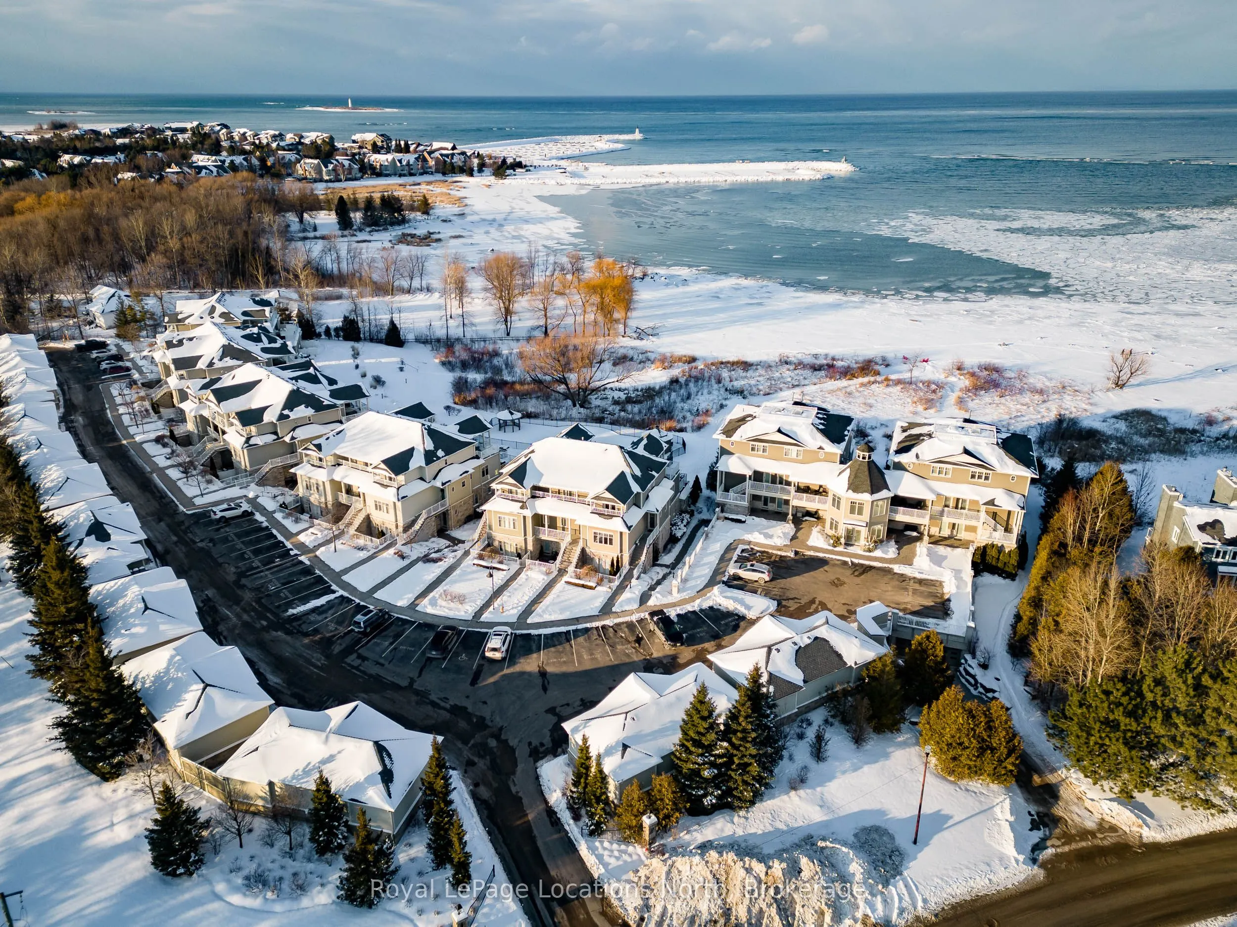 40 Trott Boulevard, #104