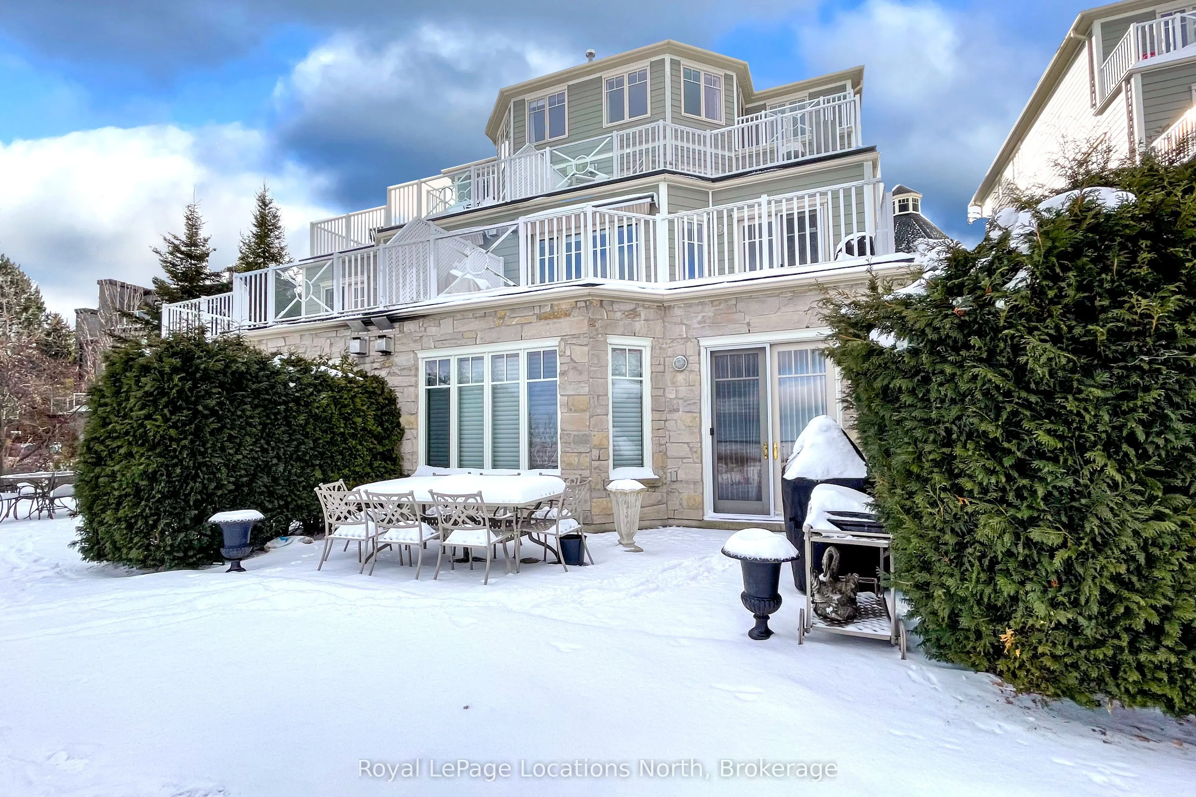 40 Trott Boulevard, #104