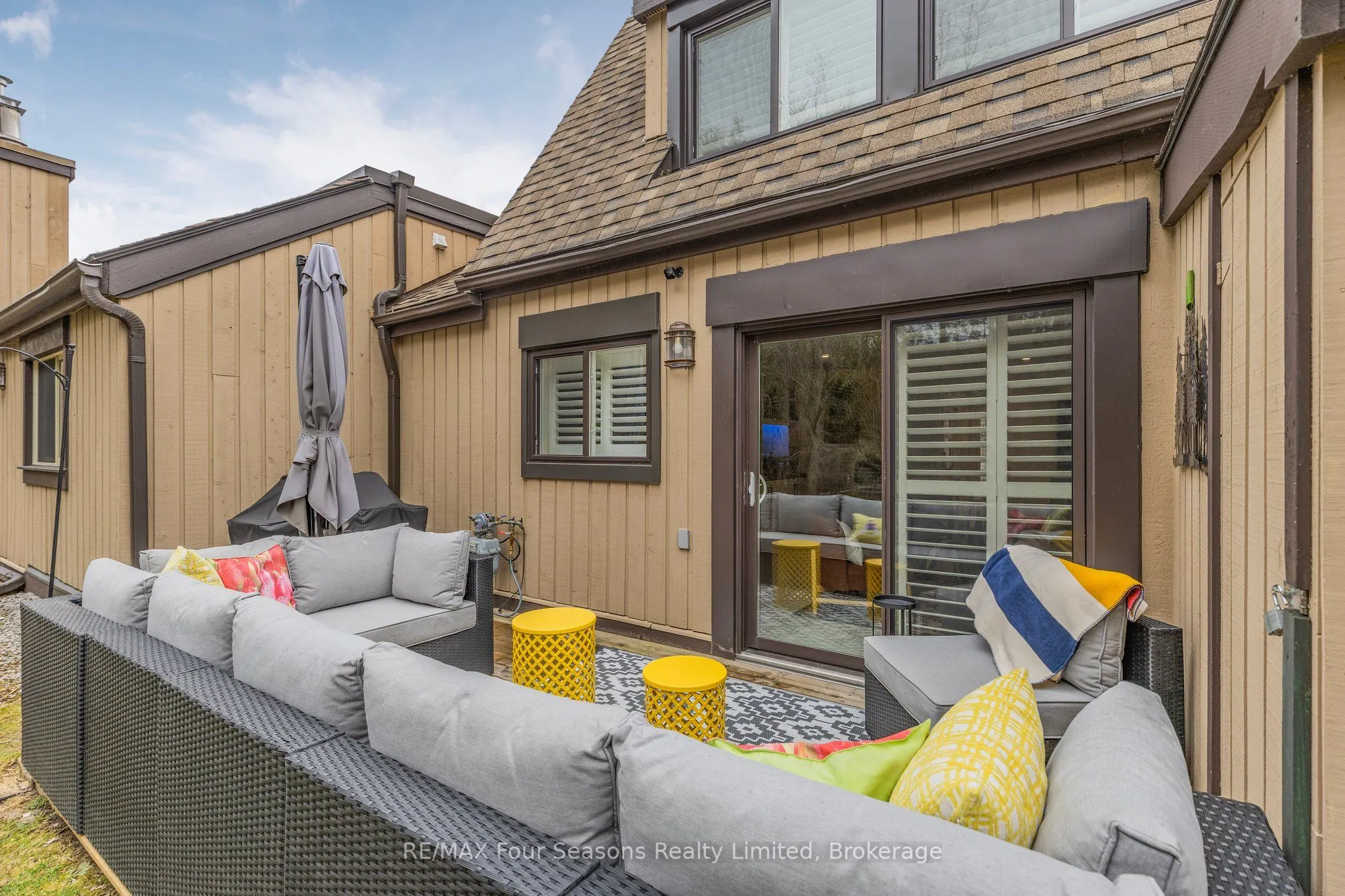 113 Escarpment Crescent, #13