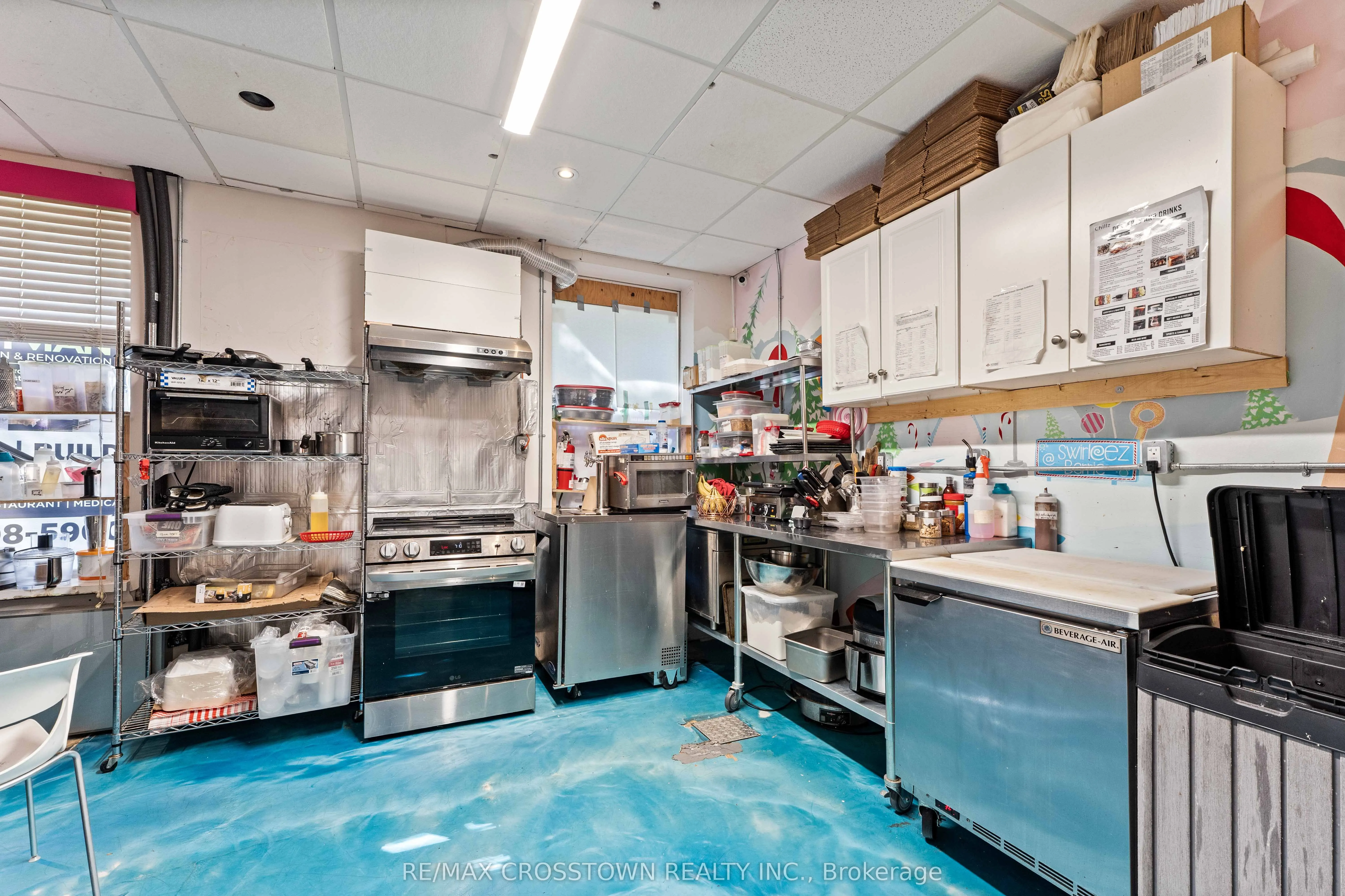 89 Dunlop Street E