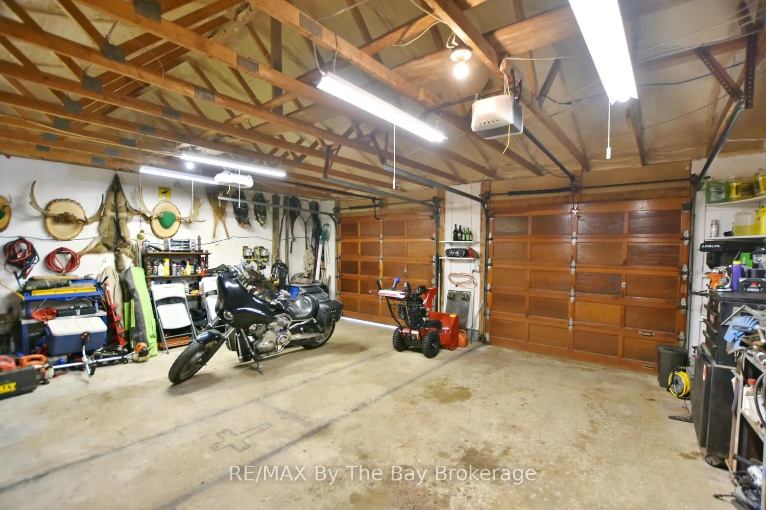 185 OXBOW PARK Drive
