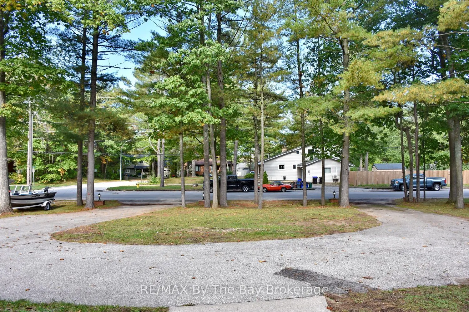 185 OXBOW PARK Drive