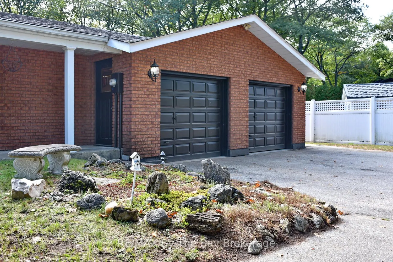 185 OXBOW PARK Drive