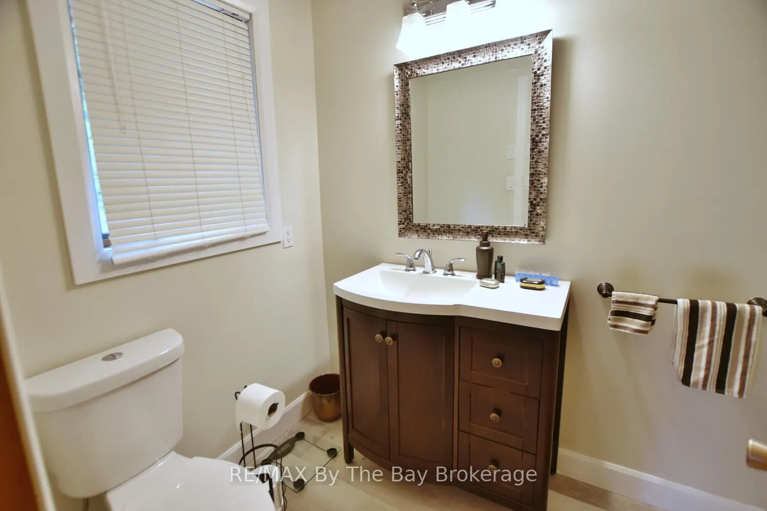 185 OXBOW PARK Drive