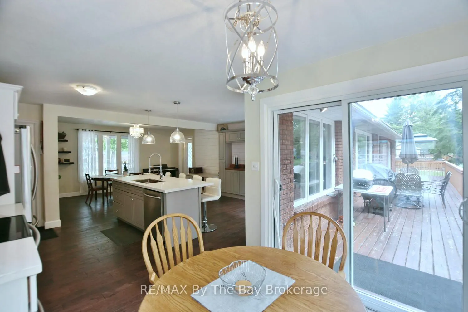 185 OXBOW PARK Drive