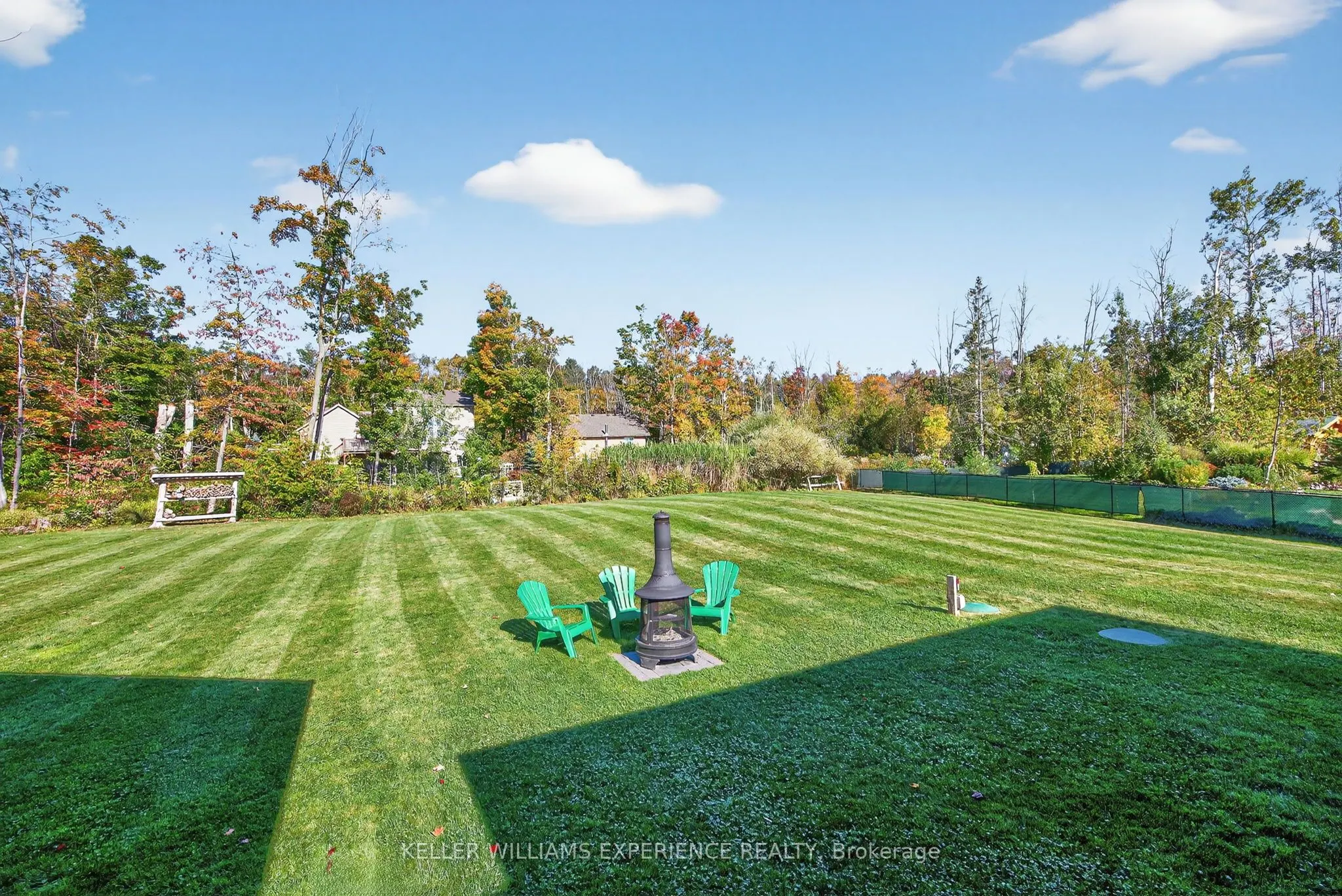 1016 Lakeshore Road E
