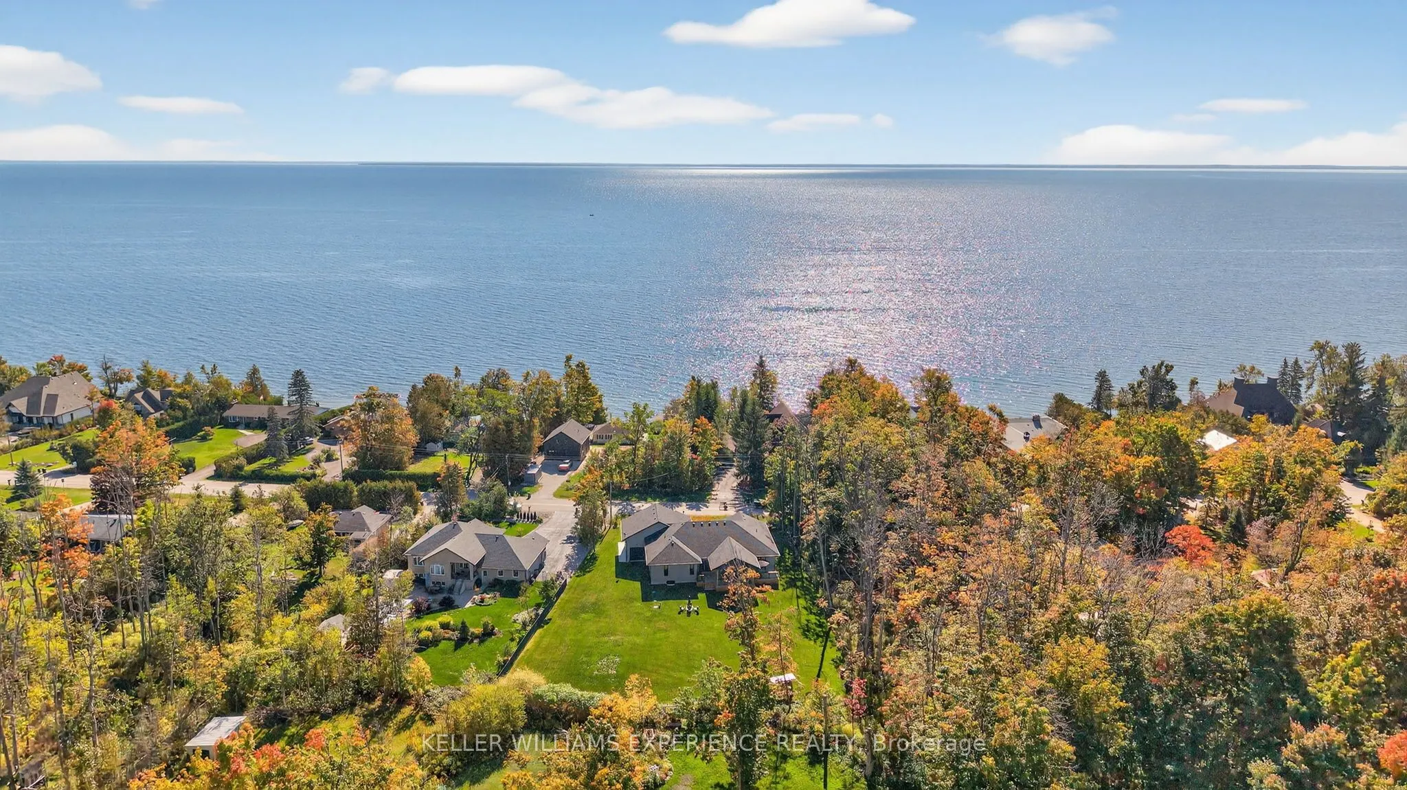 1016 Lakeshore Road E