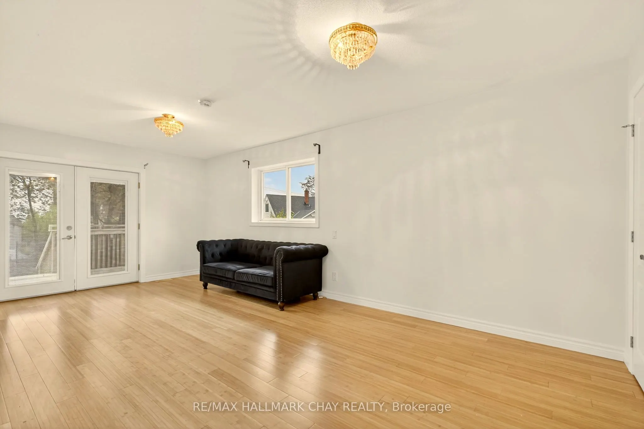 29 Oakley Park Square