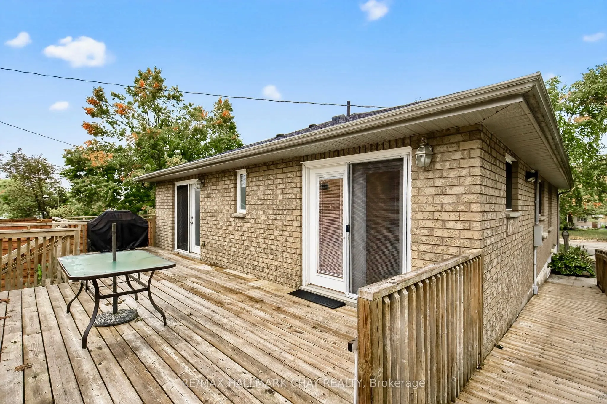 29 Oakley Park Square