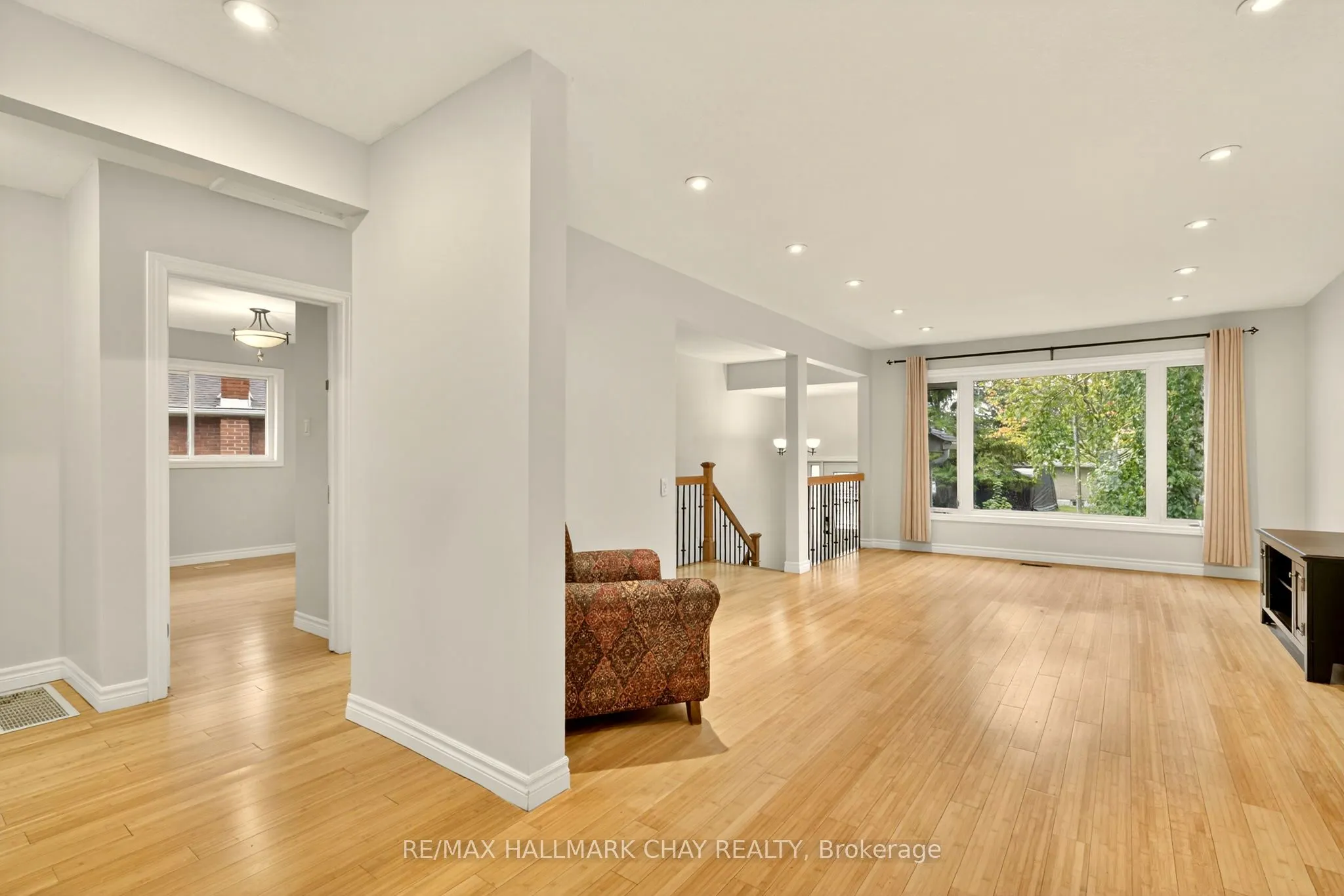 29 Oakley Park Square