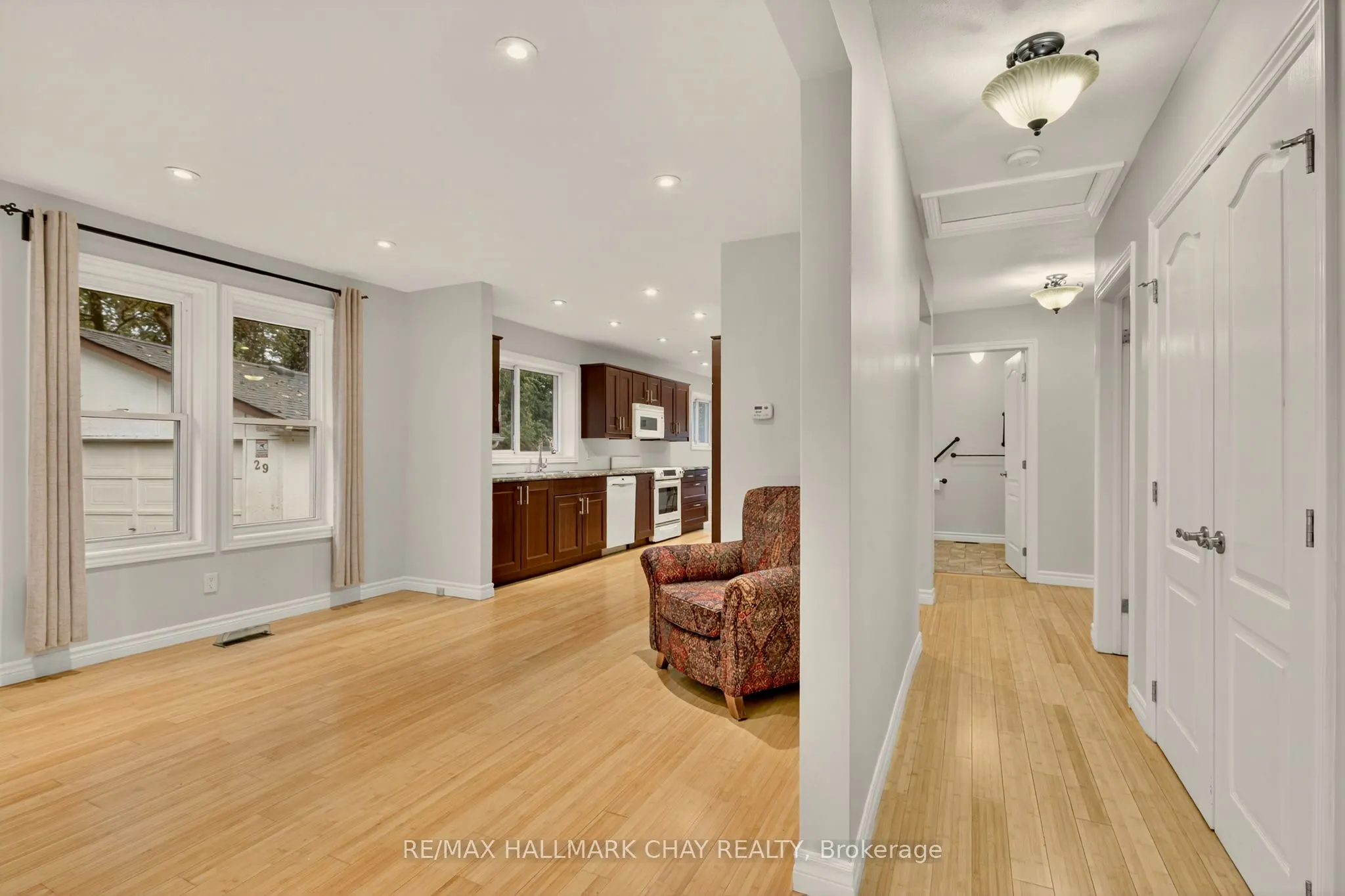 29 Oakley Park Square