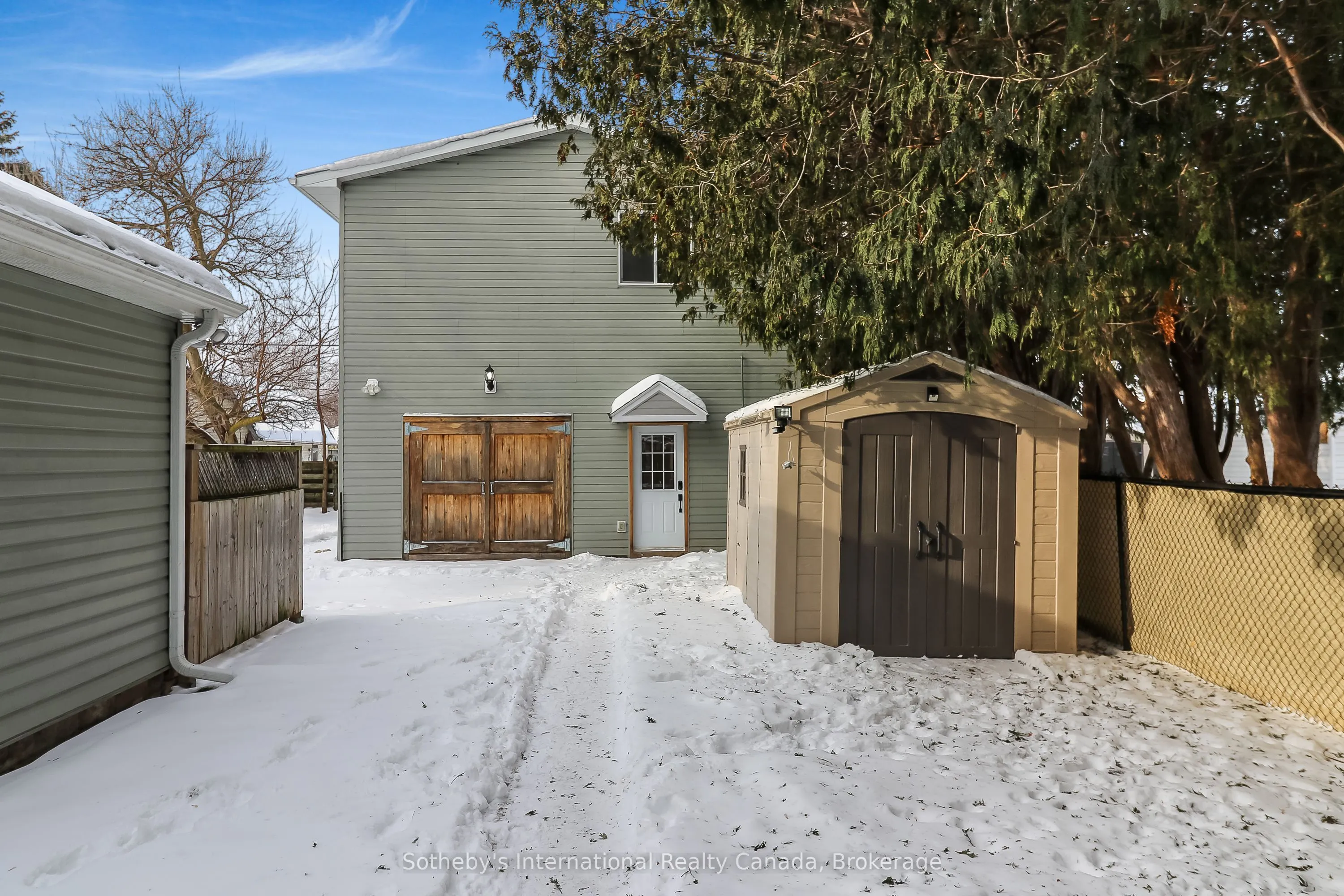 58 Cedar Street, #B