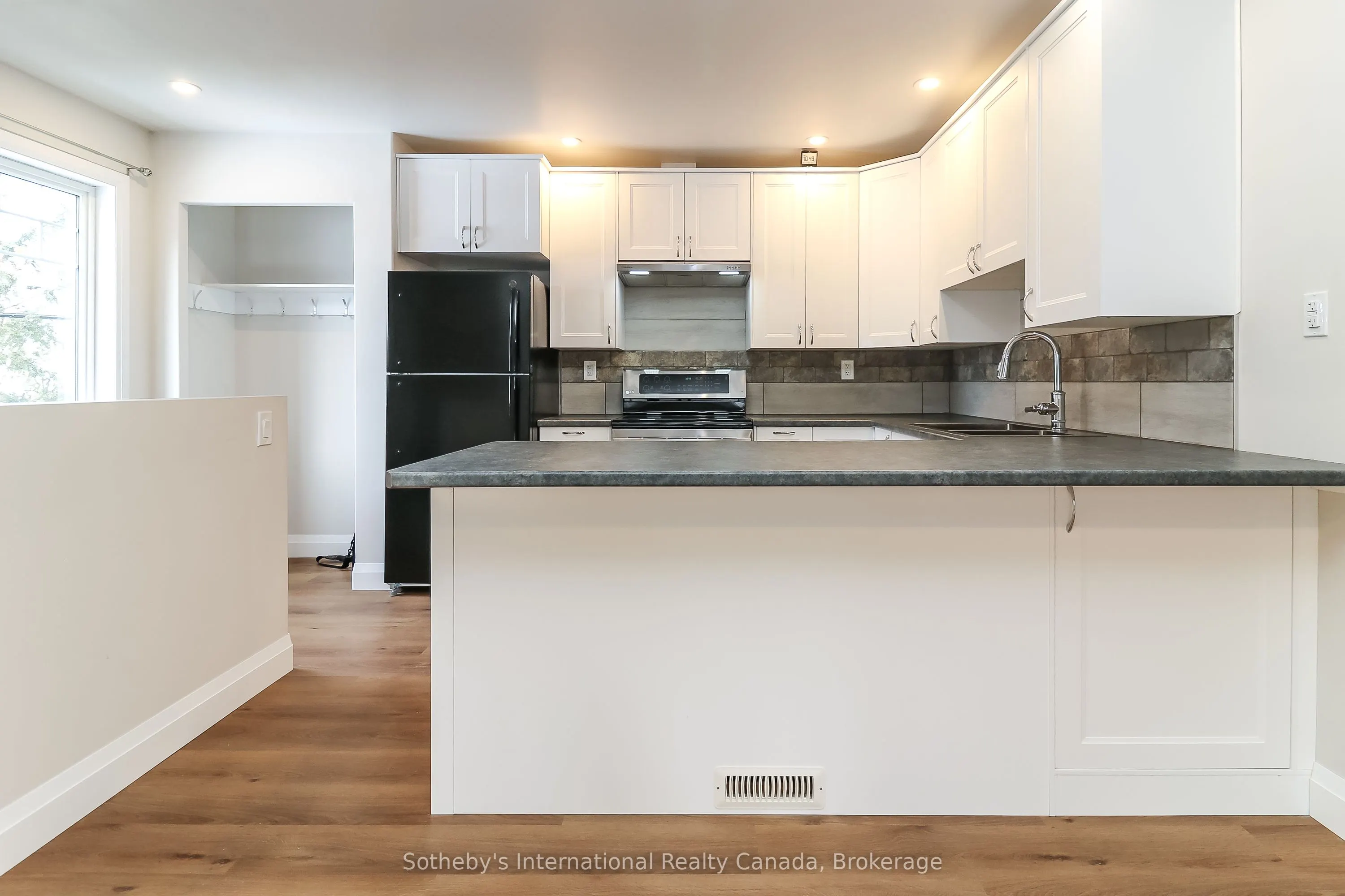 58 Cedar Street, #B
