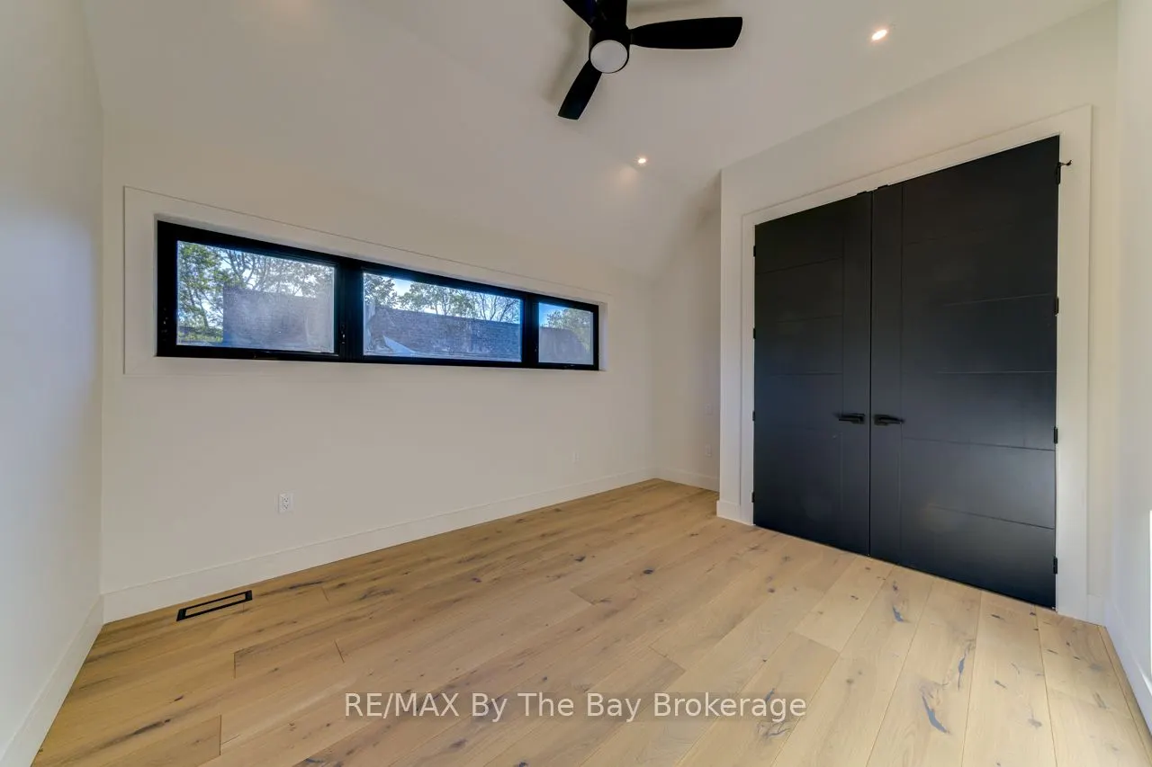 49 Broadview Street