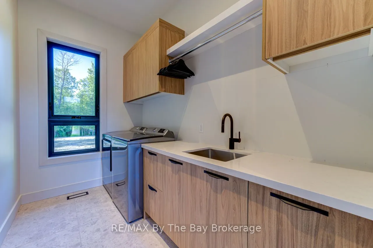 49 Broadview Street