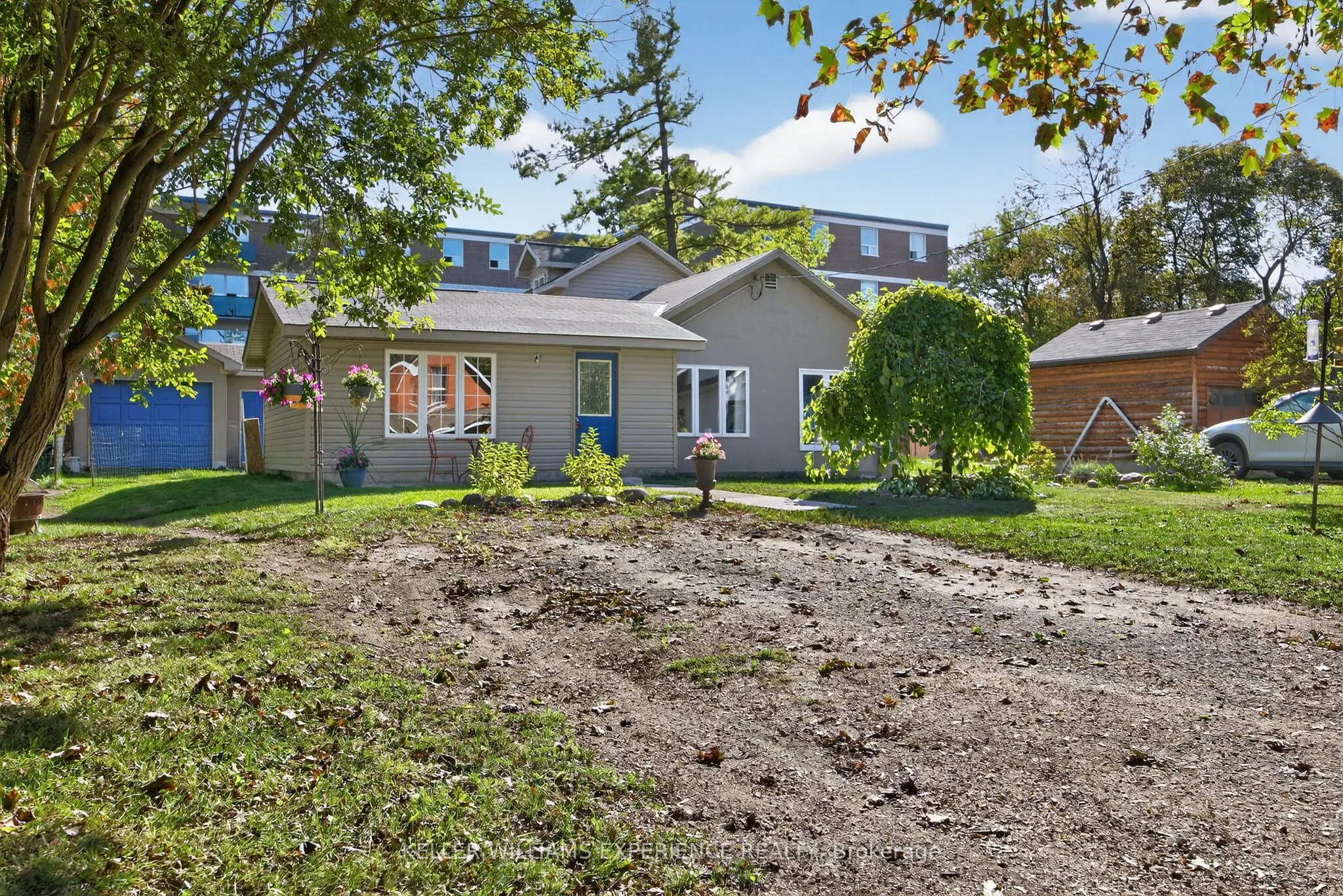 116 BURTON Avenue
