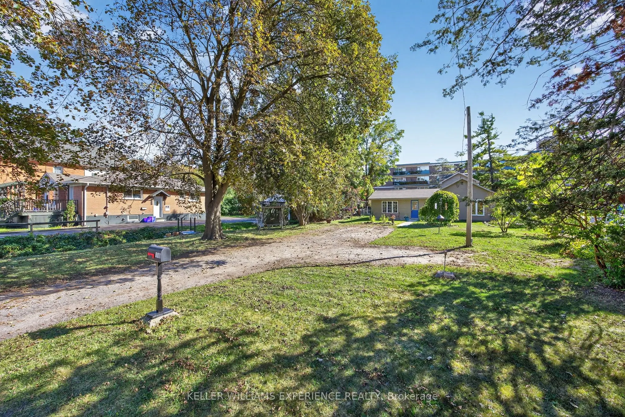 116 BURTON Avenue