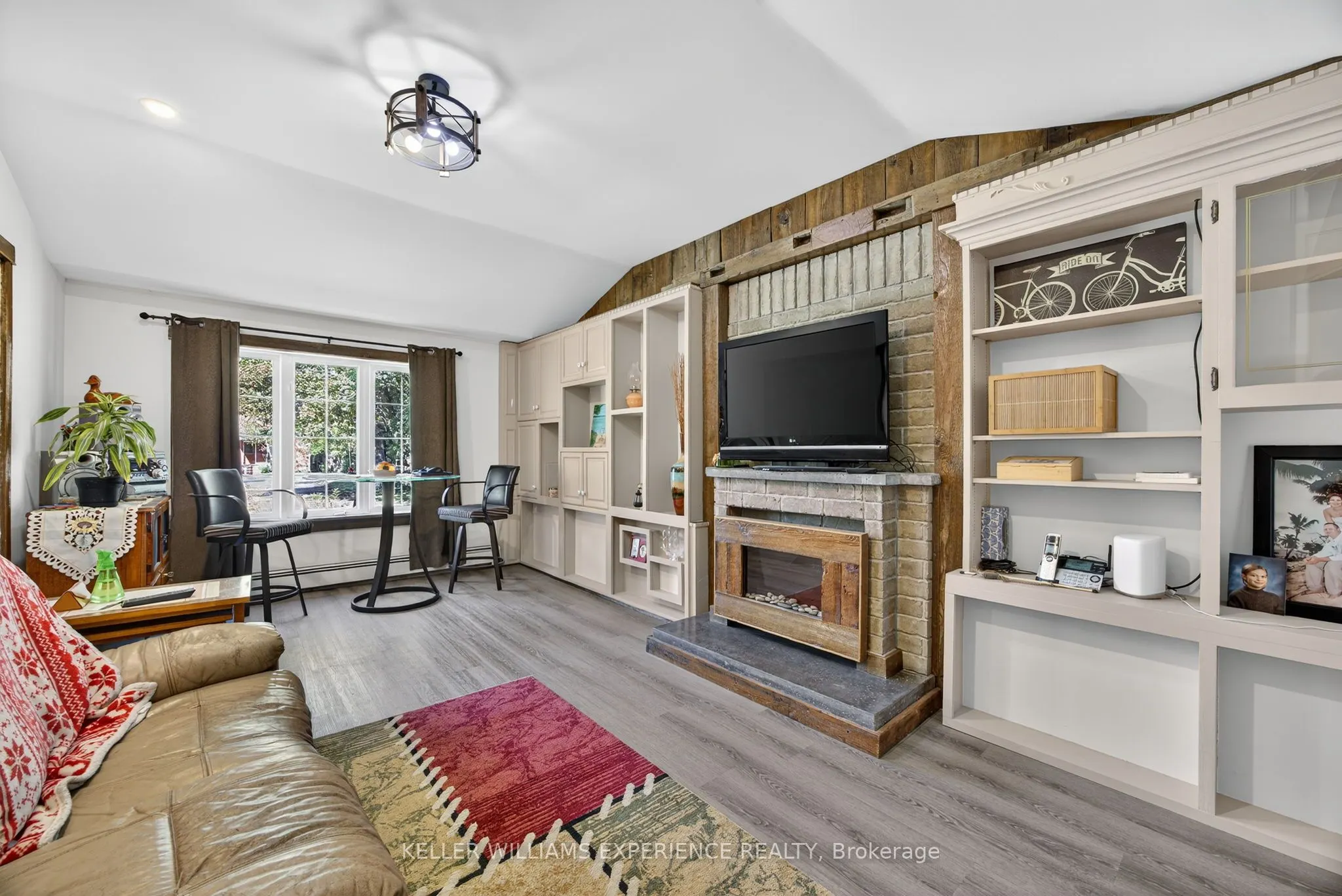 116 BURTON Avenue