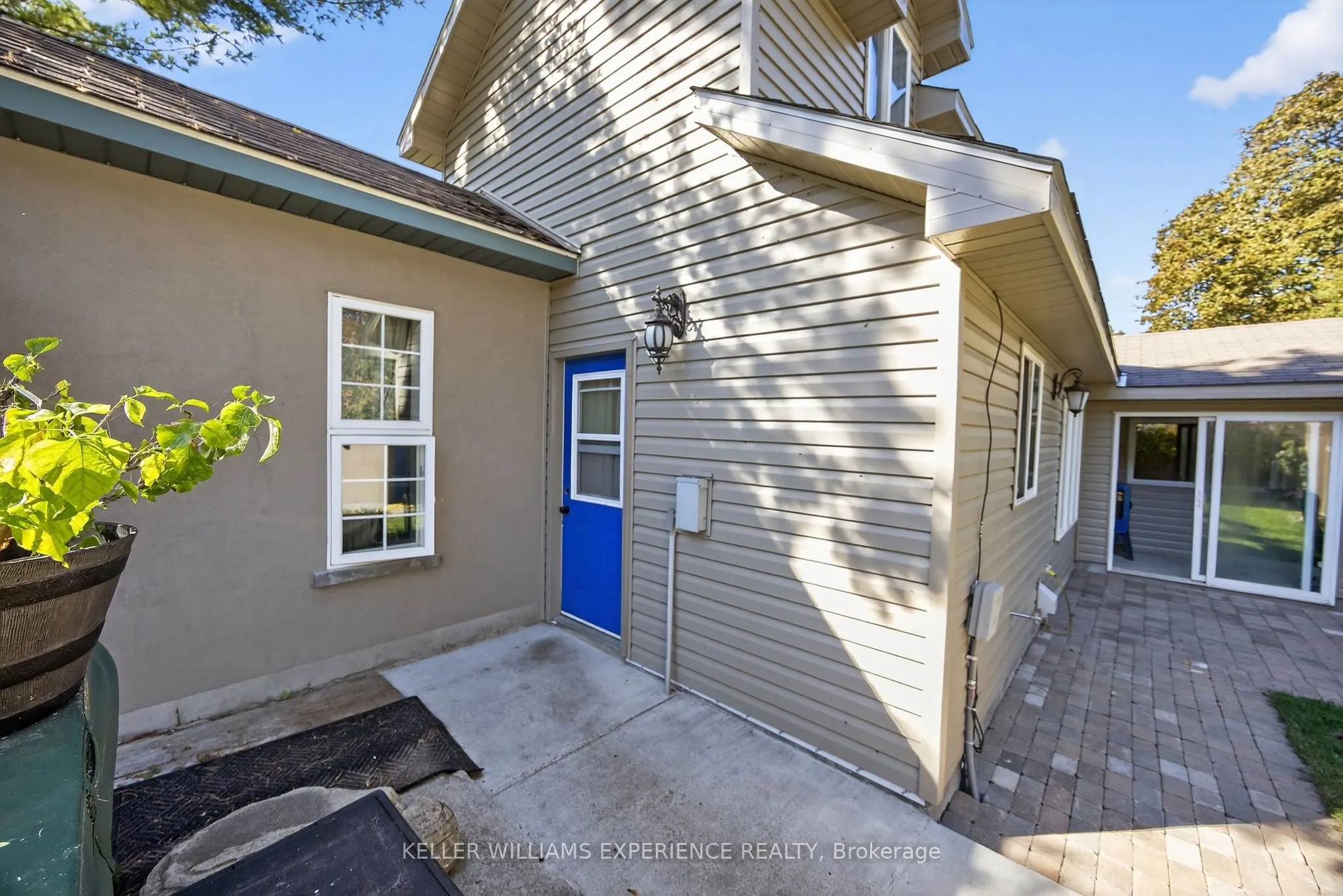 116 BURTON Avenue