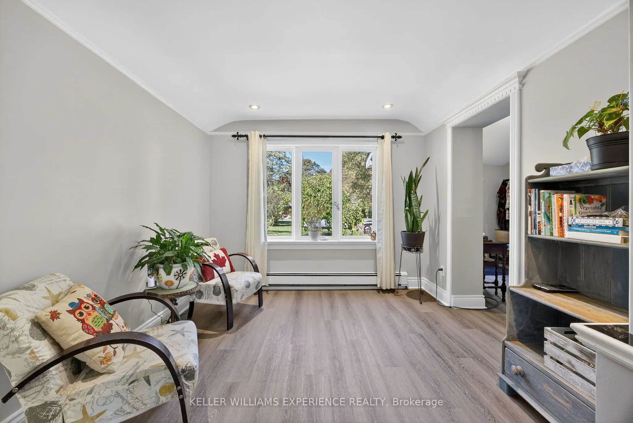 116 BURTON Avenue