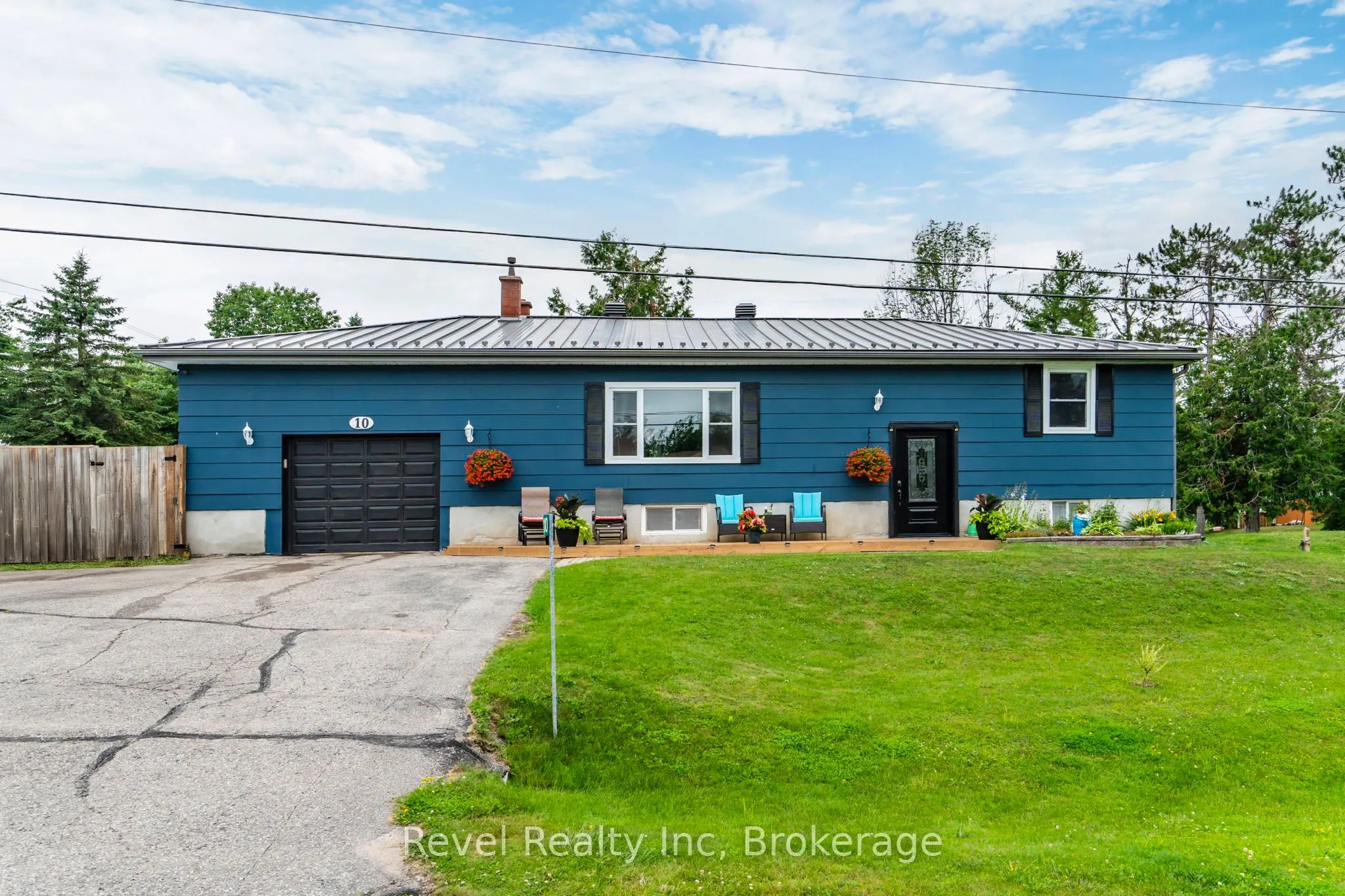 10 Jamieson Crescent