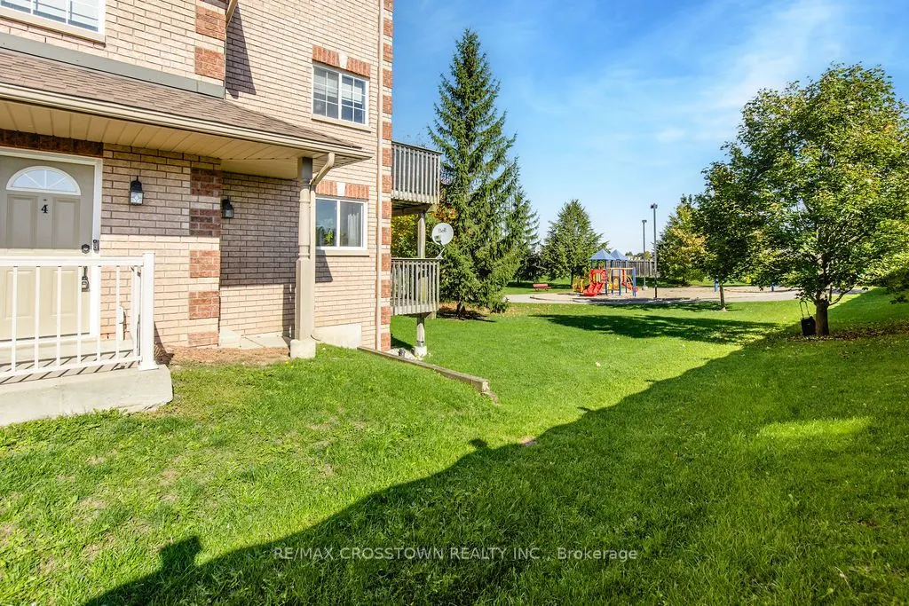 87 Goodwin Drive, #4