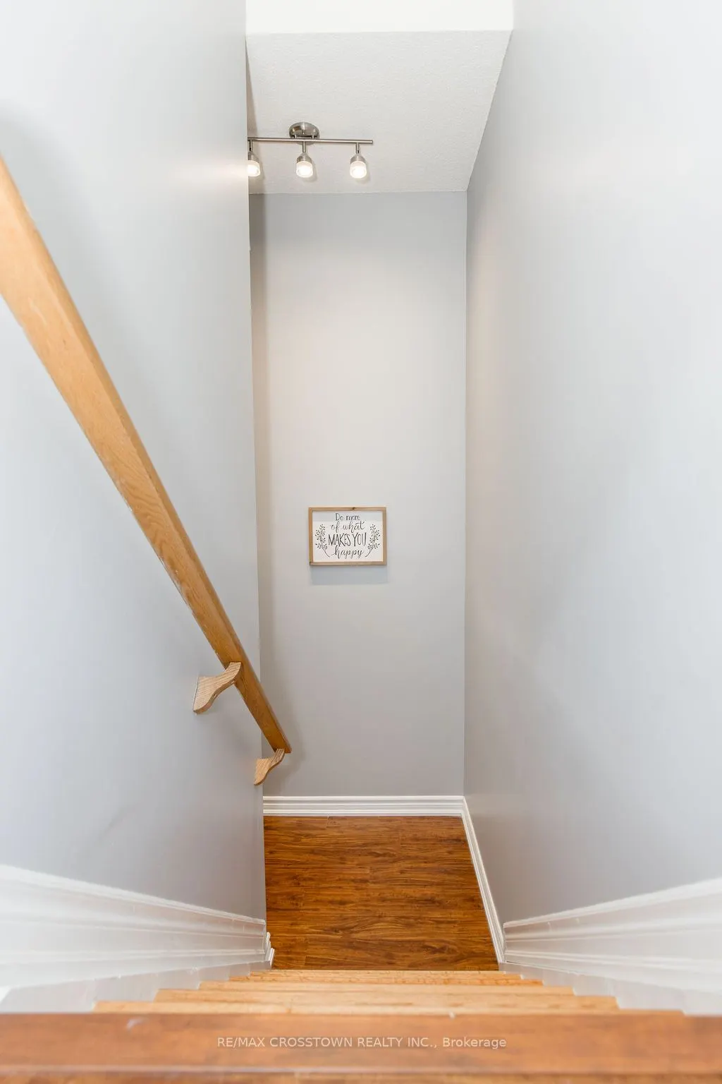 87 Goodwin Drive, #4