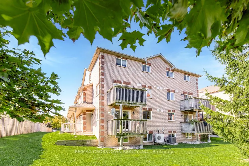 87 Goodwin Drive, #4