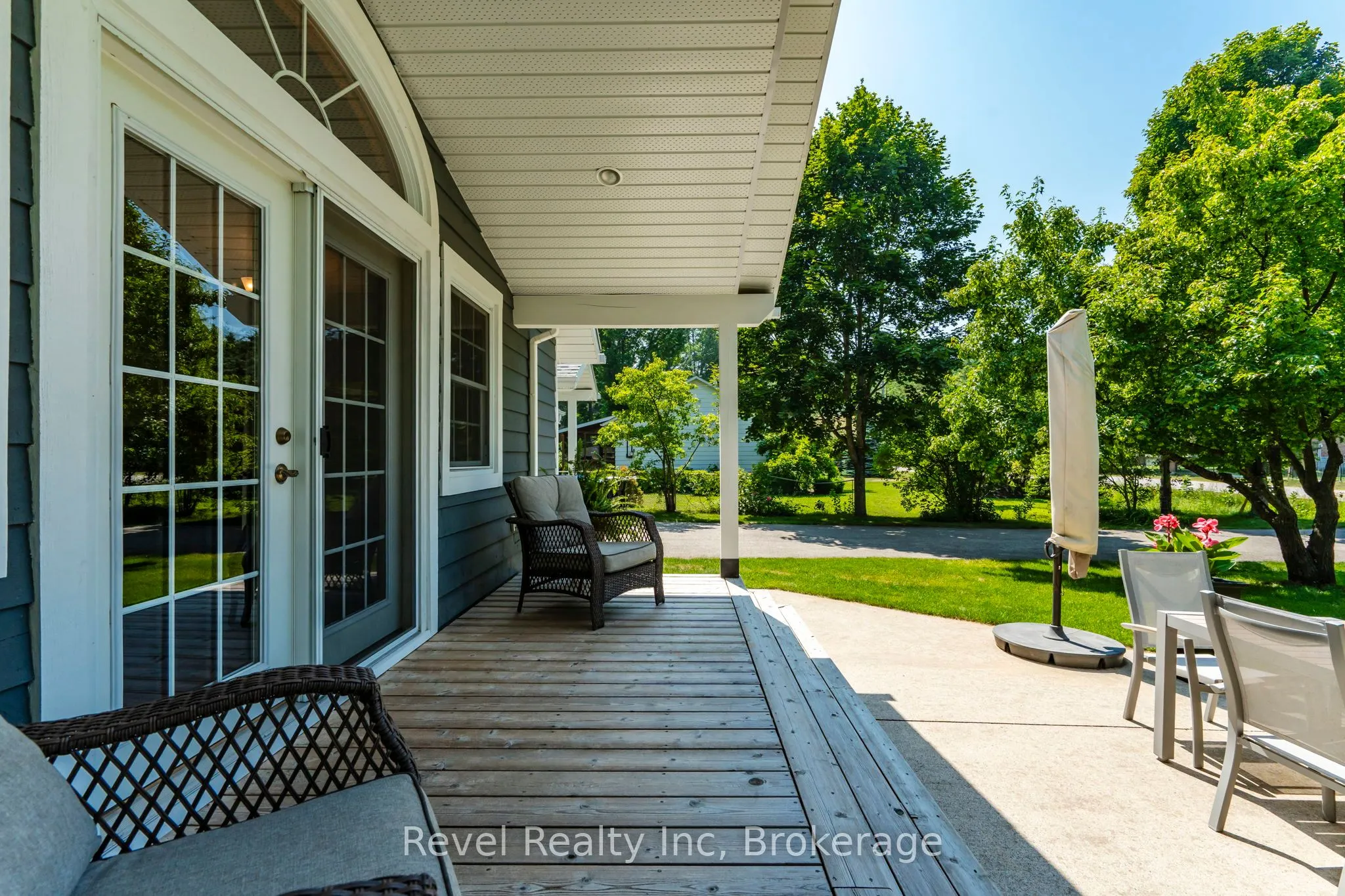 33 Belcourt Crescent