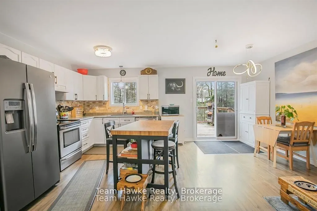 22 LAURIER Boulevard