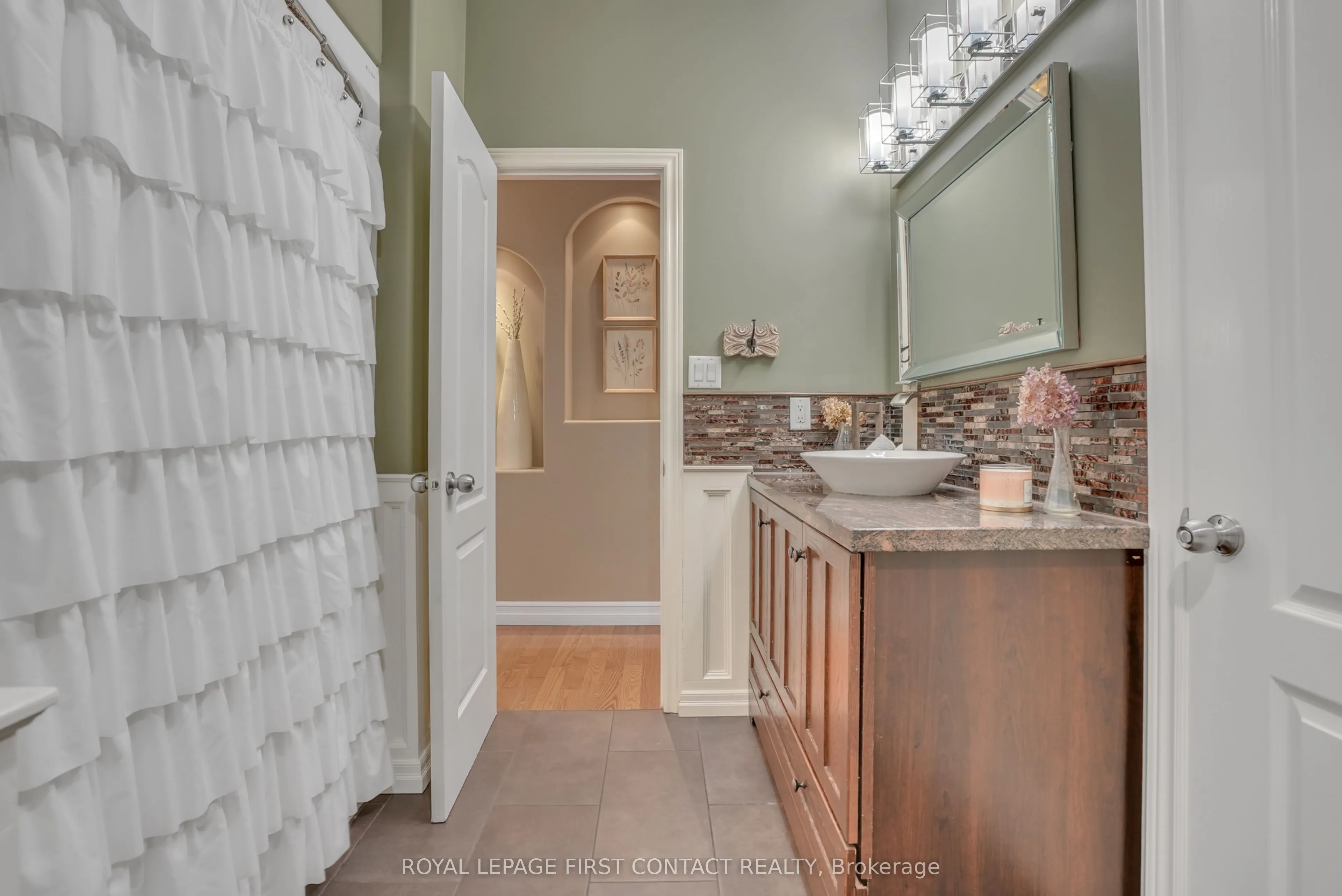 28 Windsor Crescent
