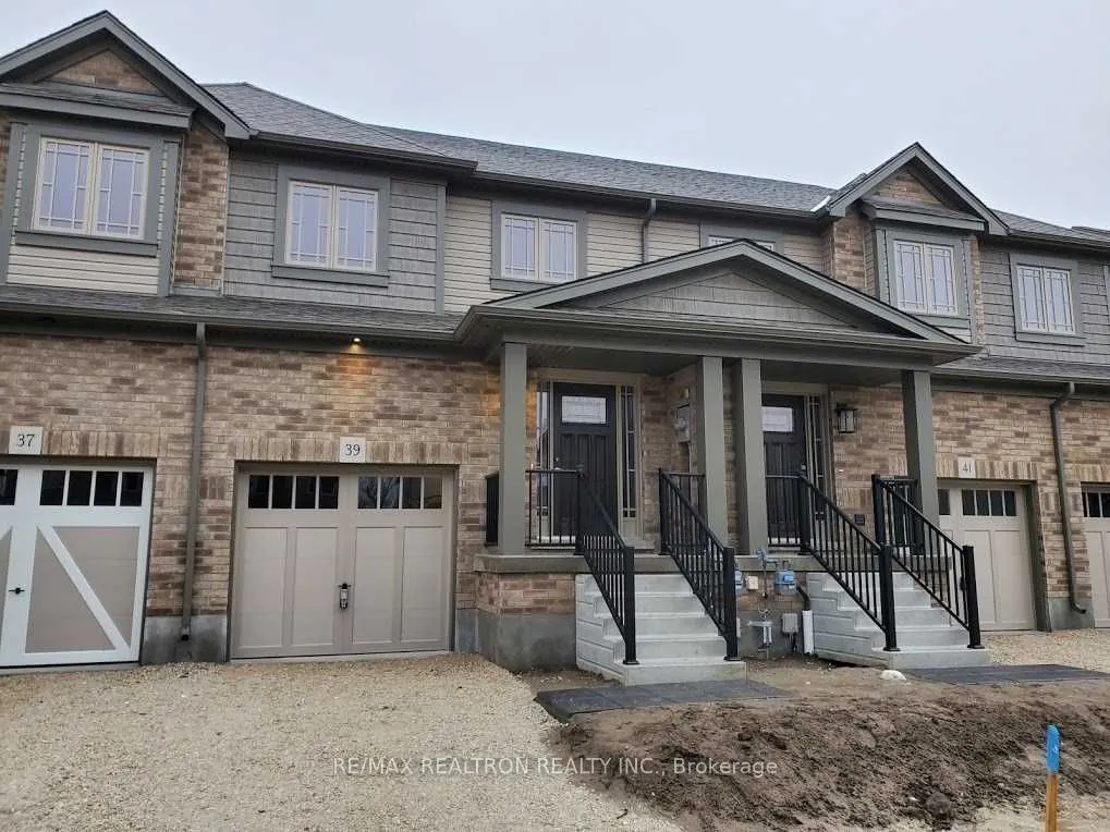 39 Foley Crescent