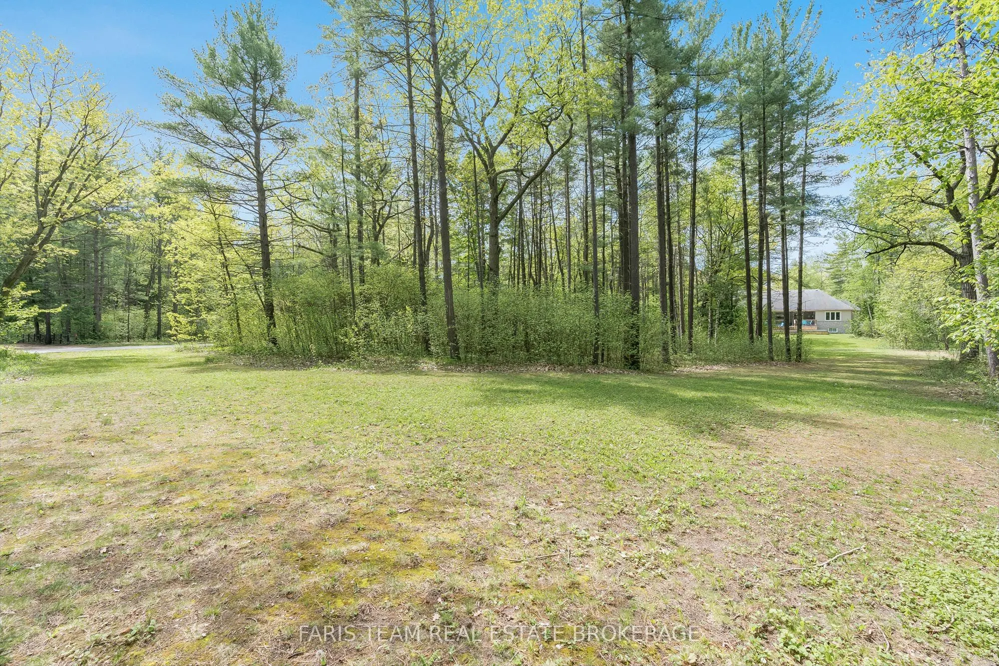 138 Knox Road E