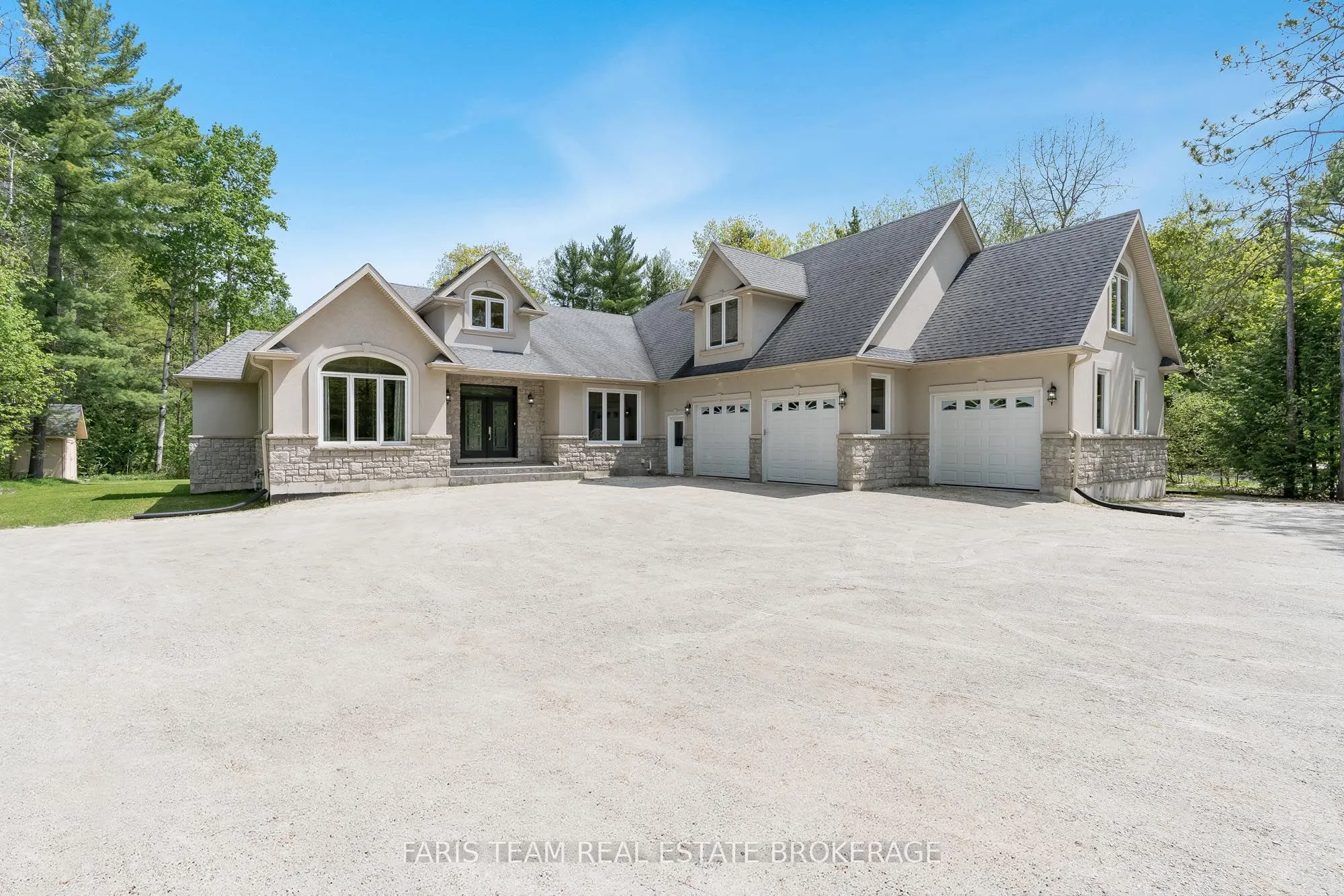 138 Knox Road E
