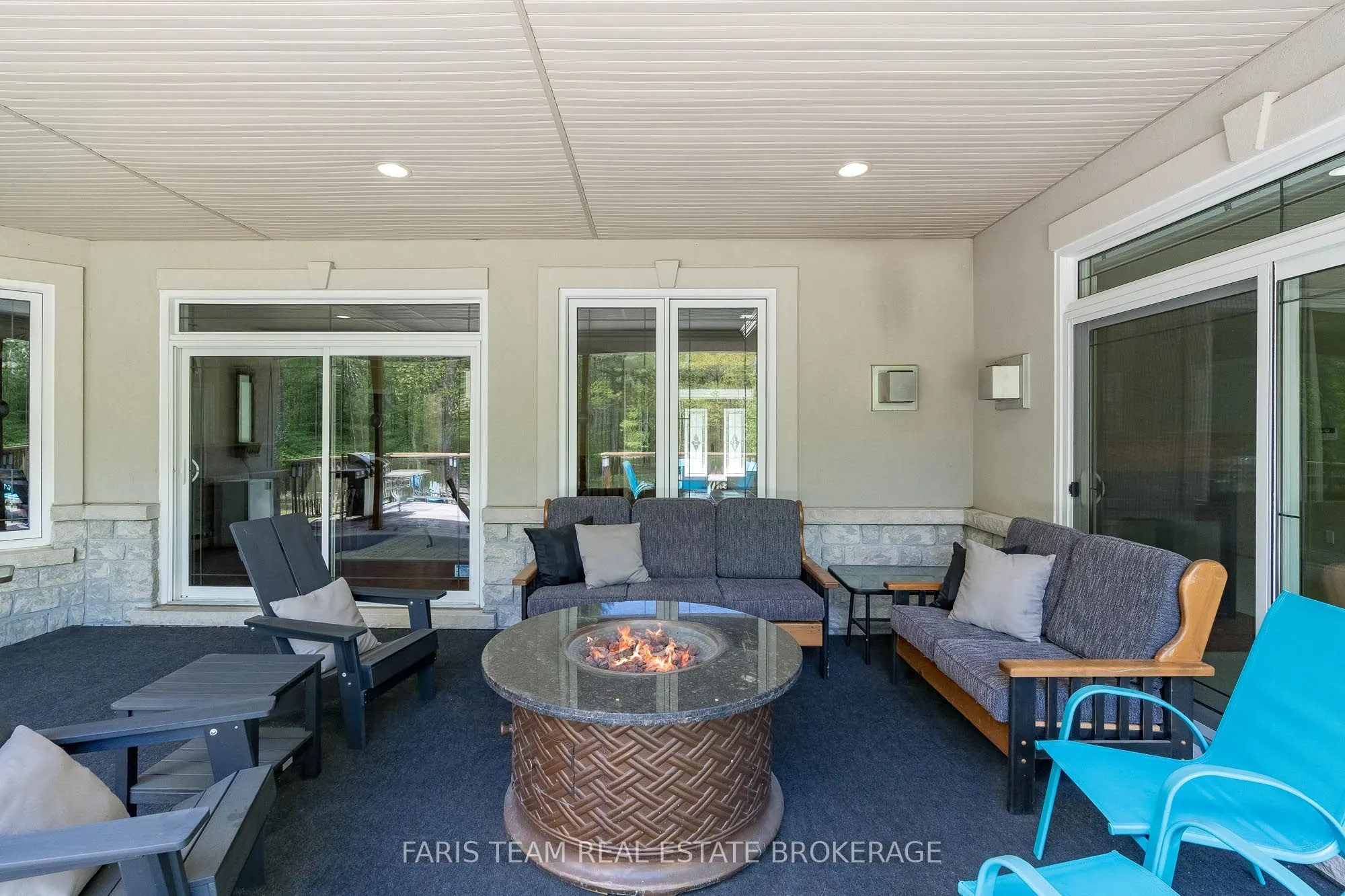 138 Knox Road E