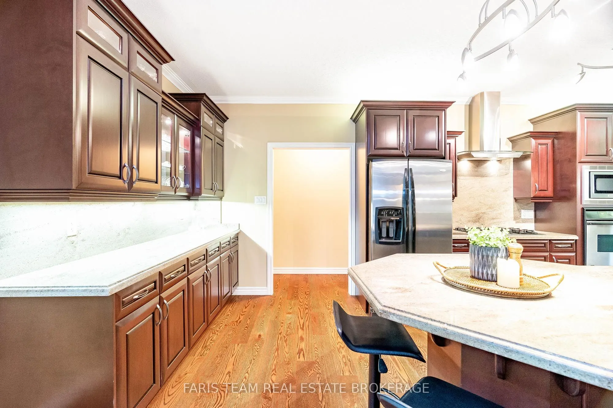138 Knox Road E