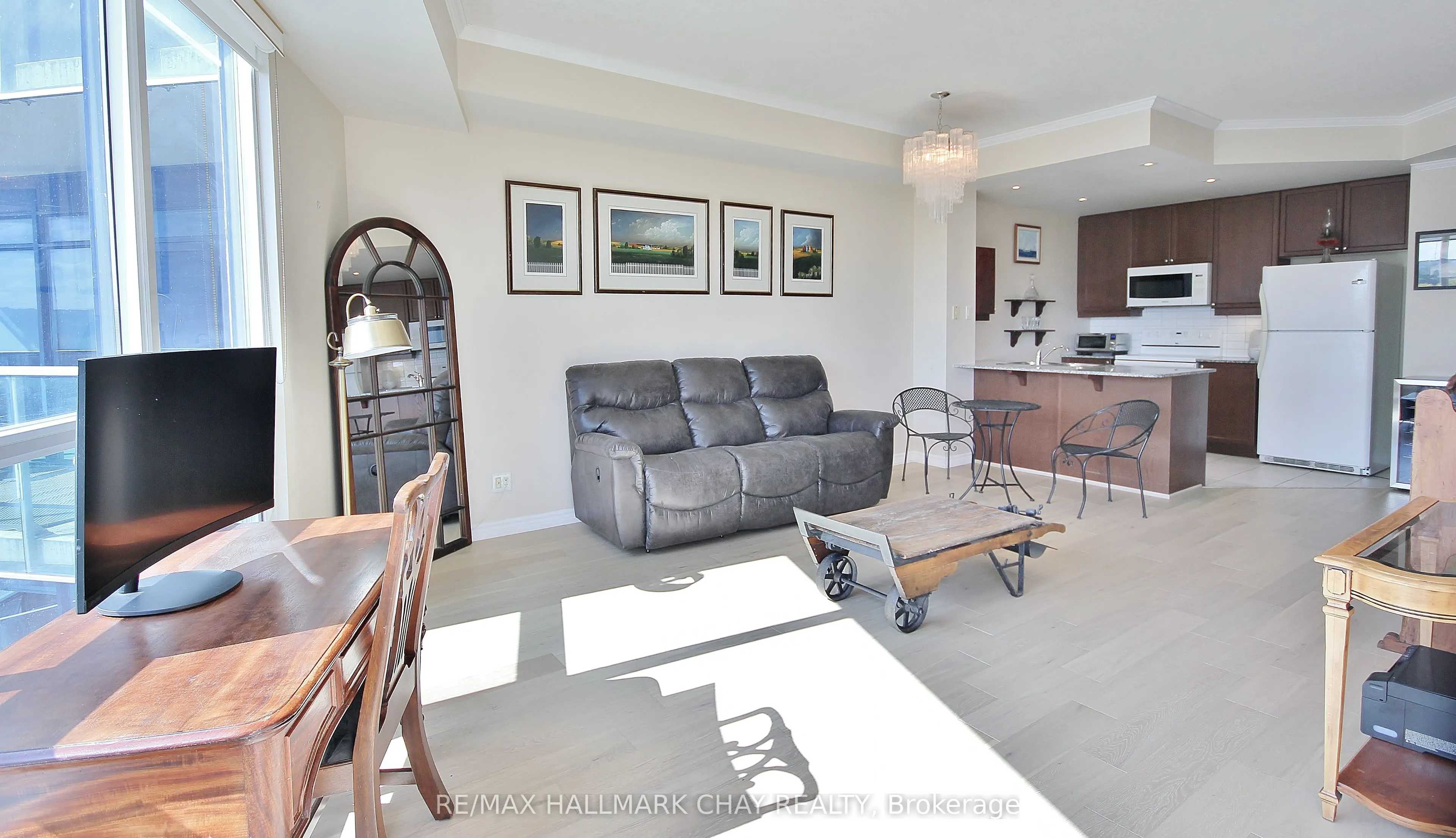 37 Ellen Street, #511