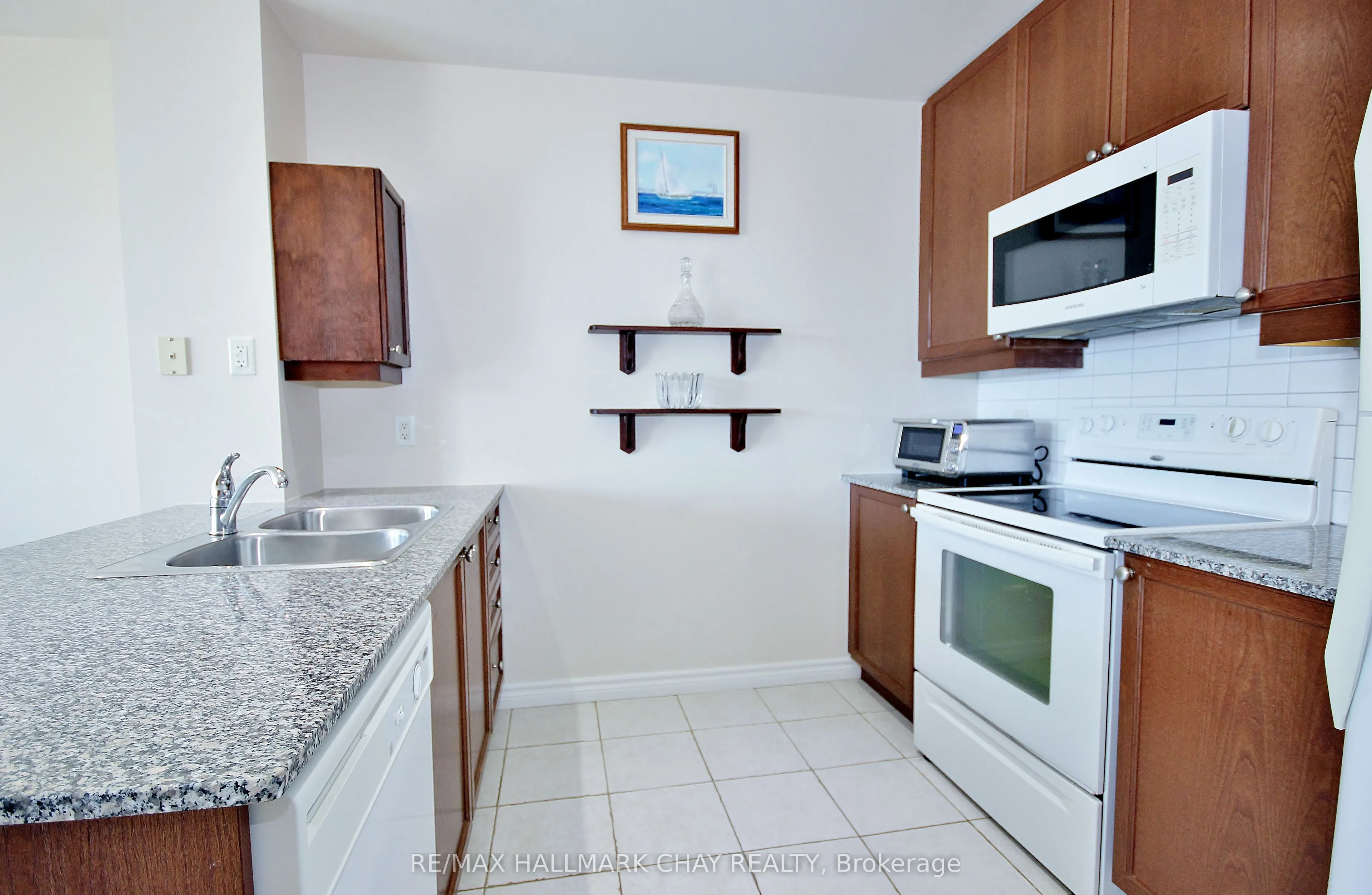 37 Ellen Street, #511