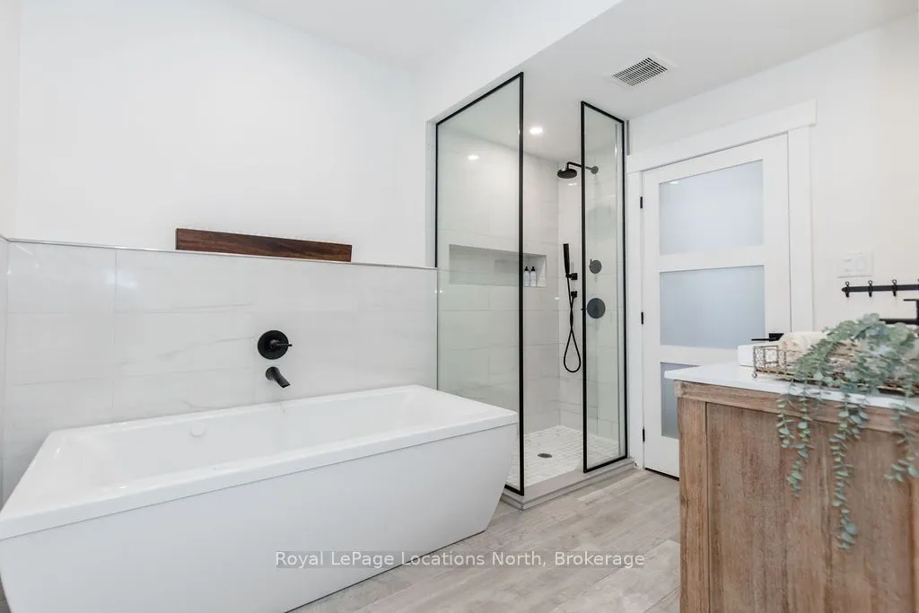 38 Lighthouse Lane E, #6