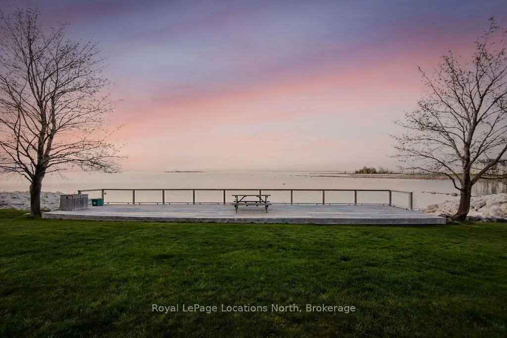 38 Lighthouse Lane E, #6