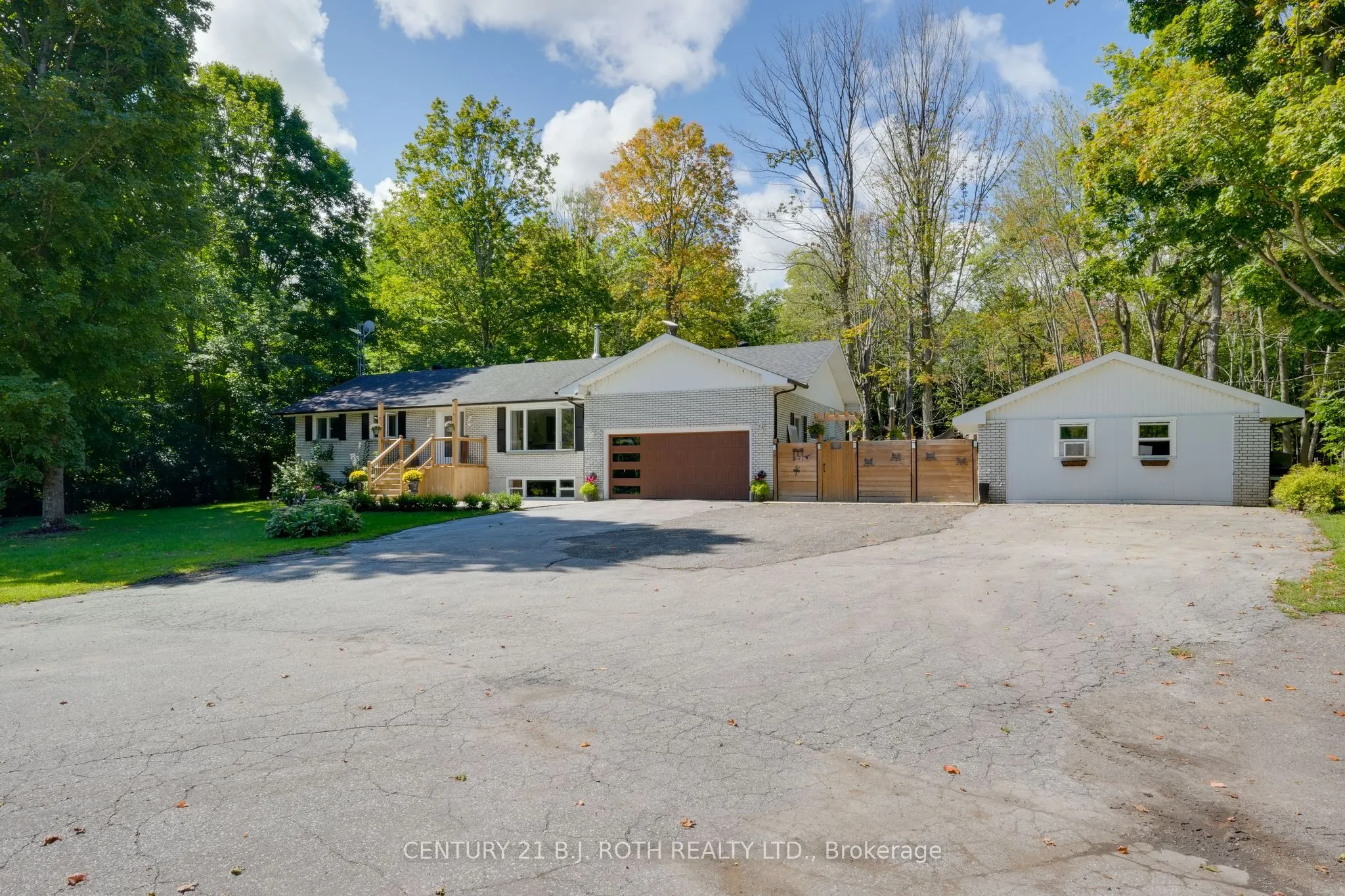 1250 County Road 6 Road S