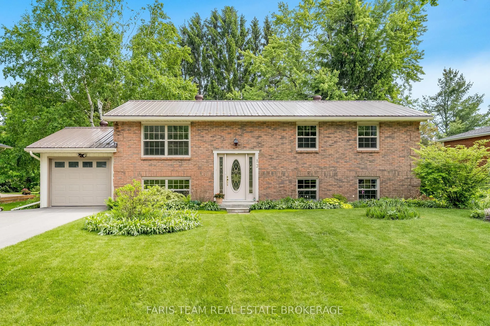13 Jardine Crescent