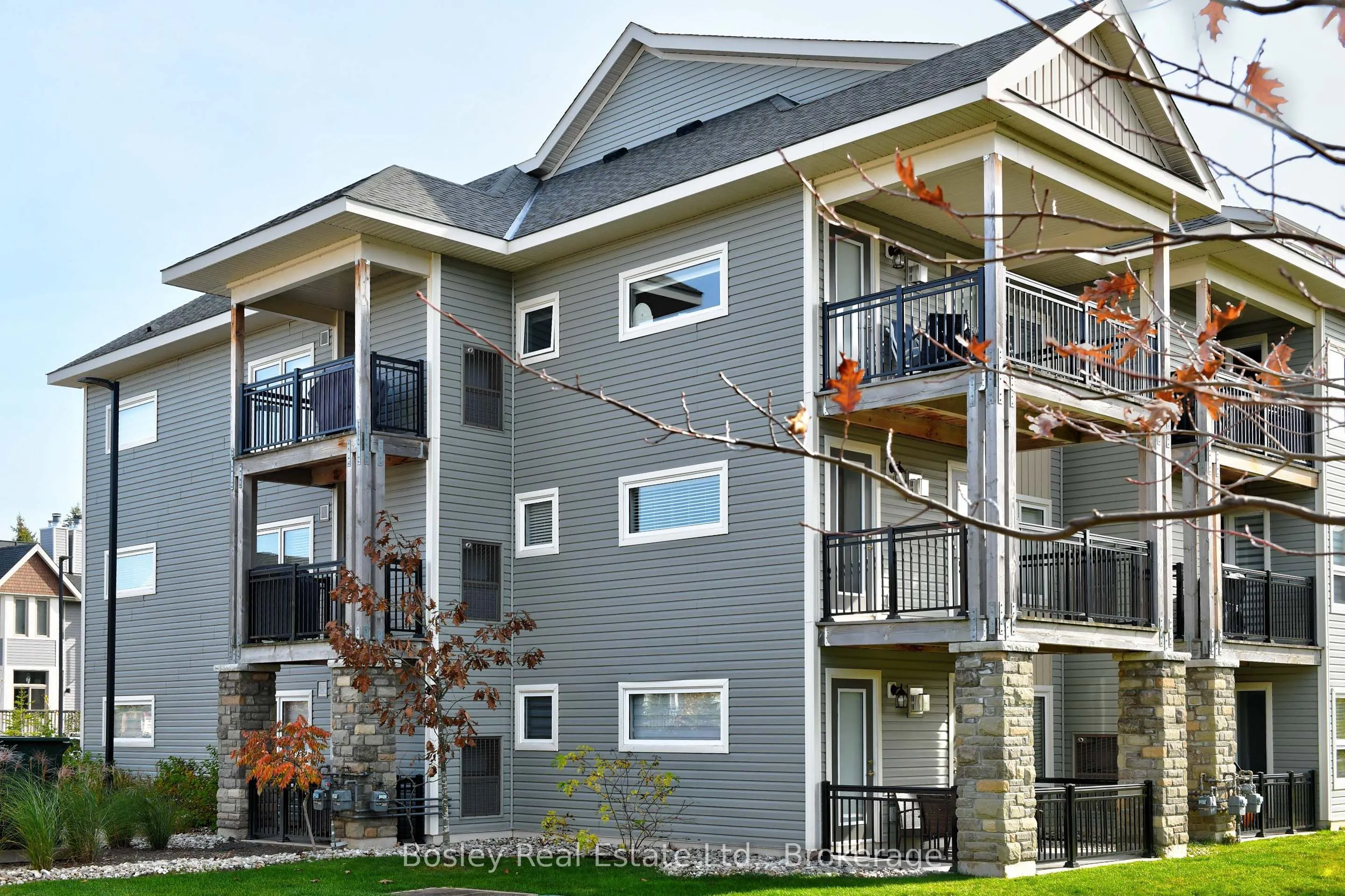 2 Cove Court, #208
