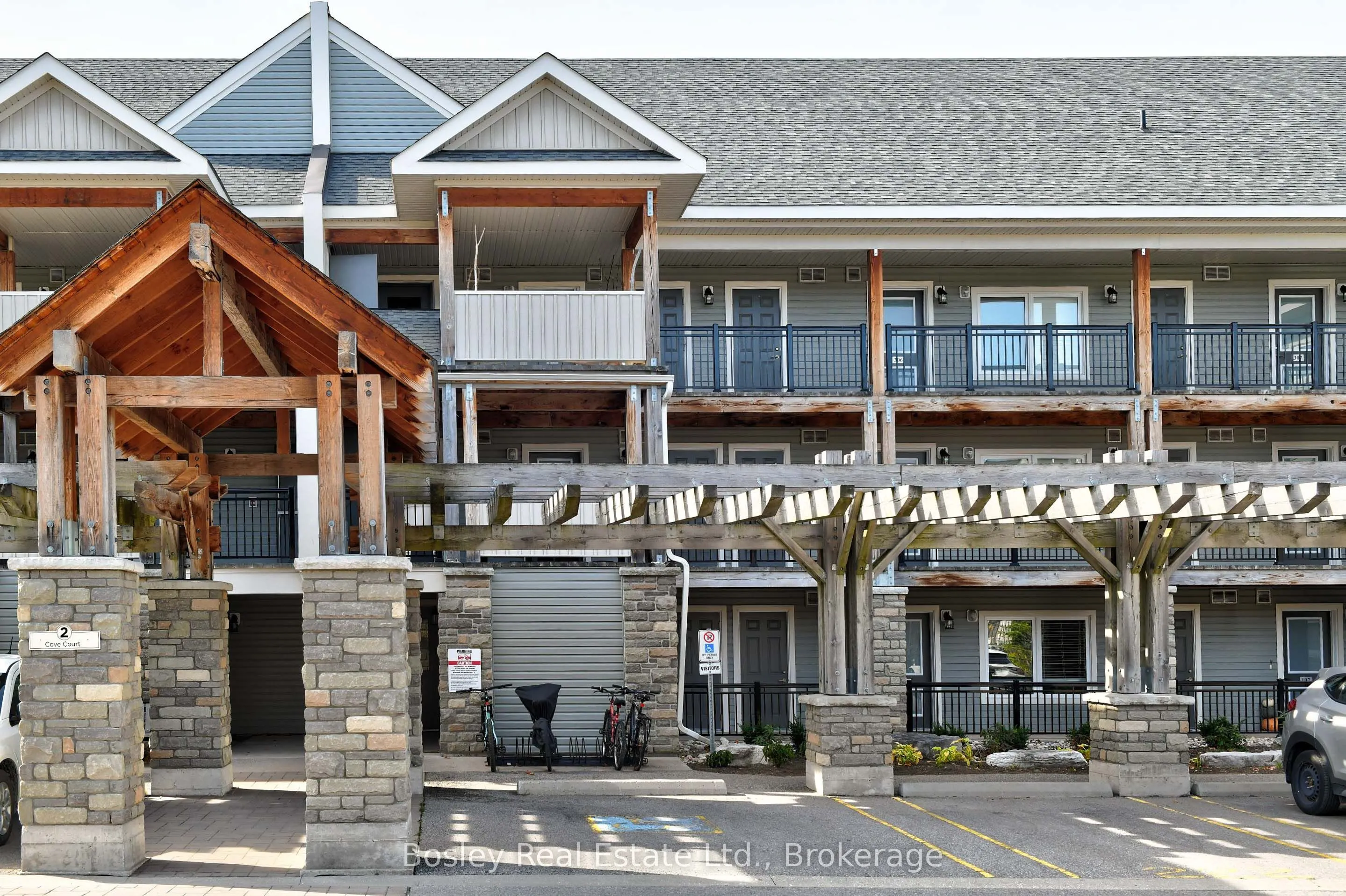 2 Cove Court, #208