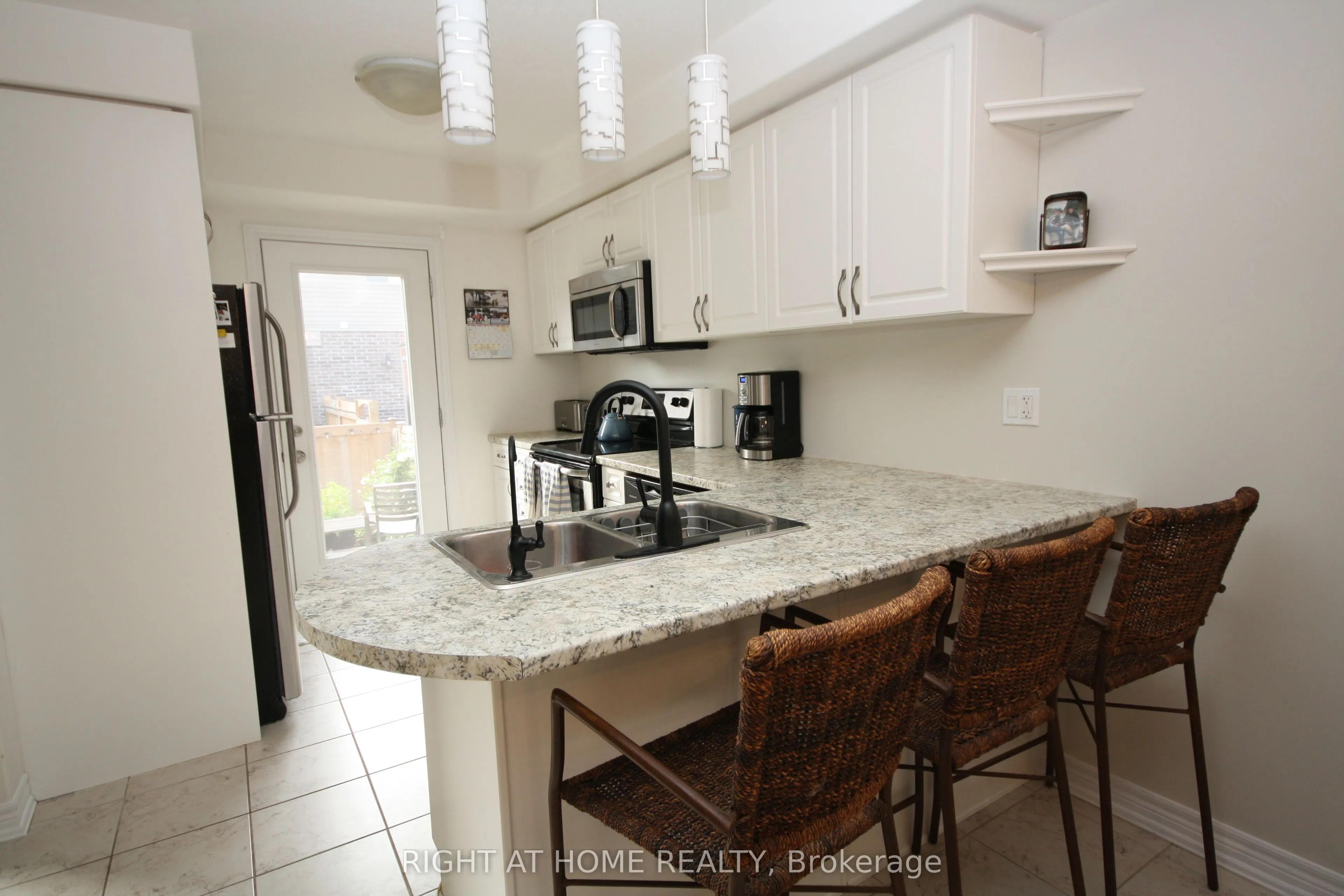 1039 Cook Drive