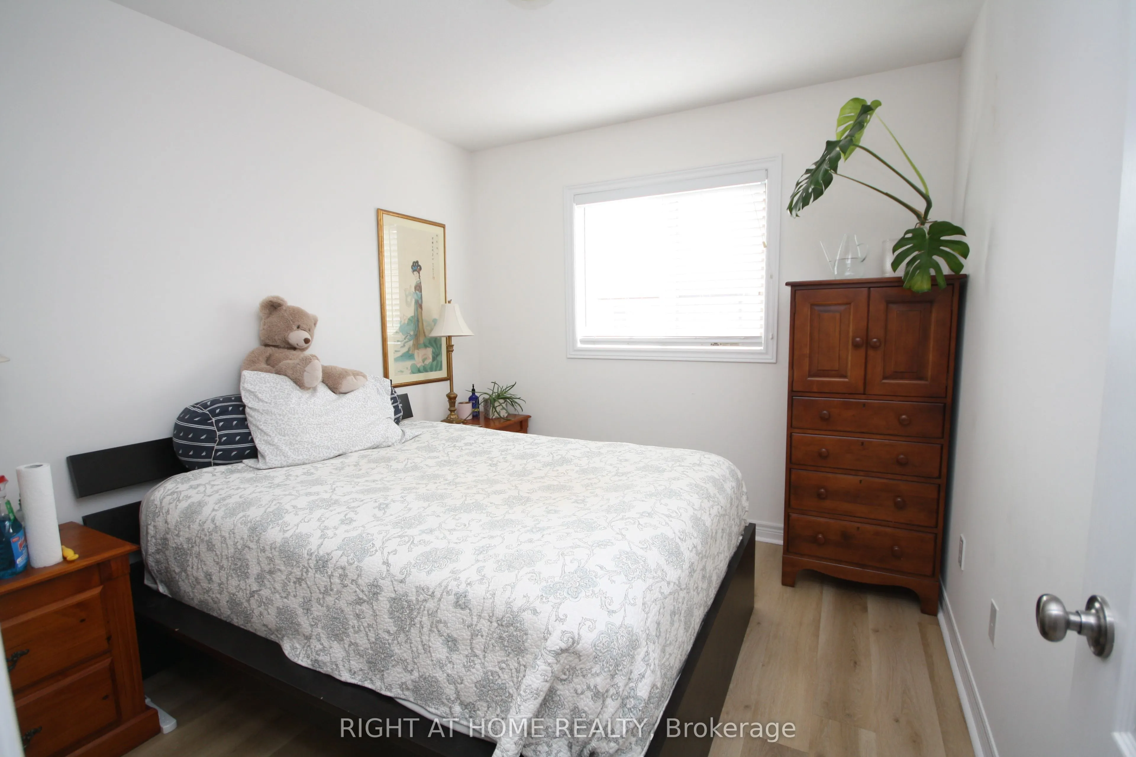 1039 Cook Drive